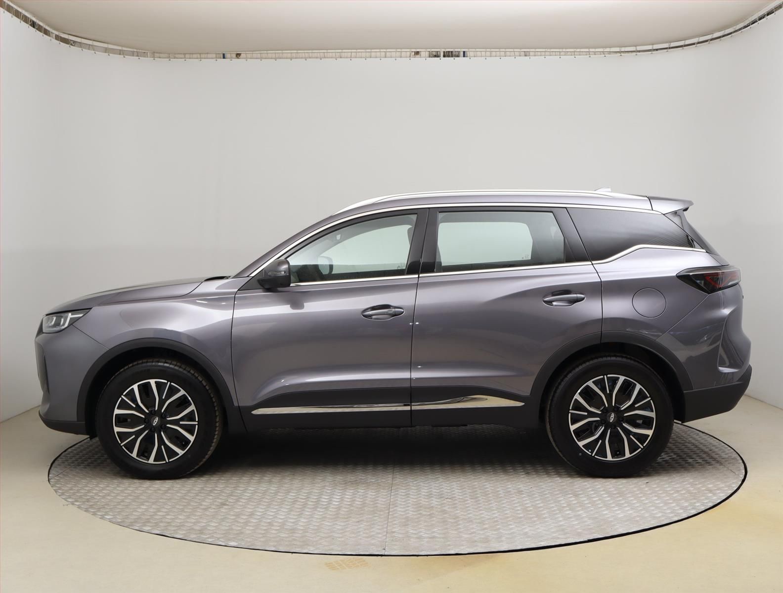 Chery Tiggo 7, 1.6 TGDI, Luxury, LUXURY - fotka 3