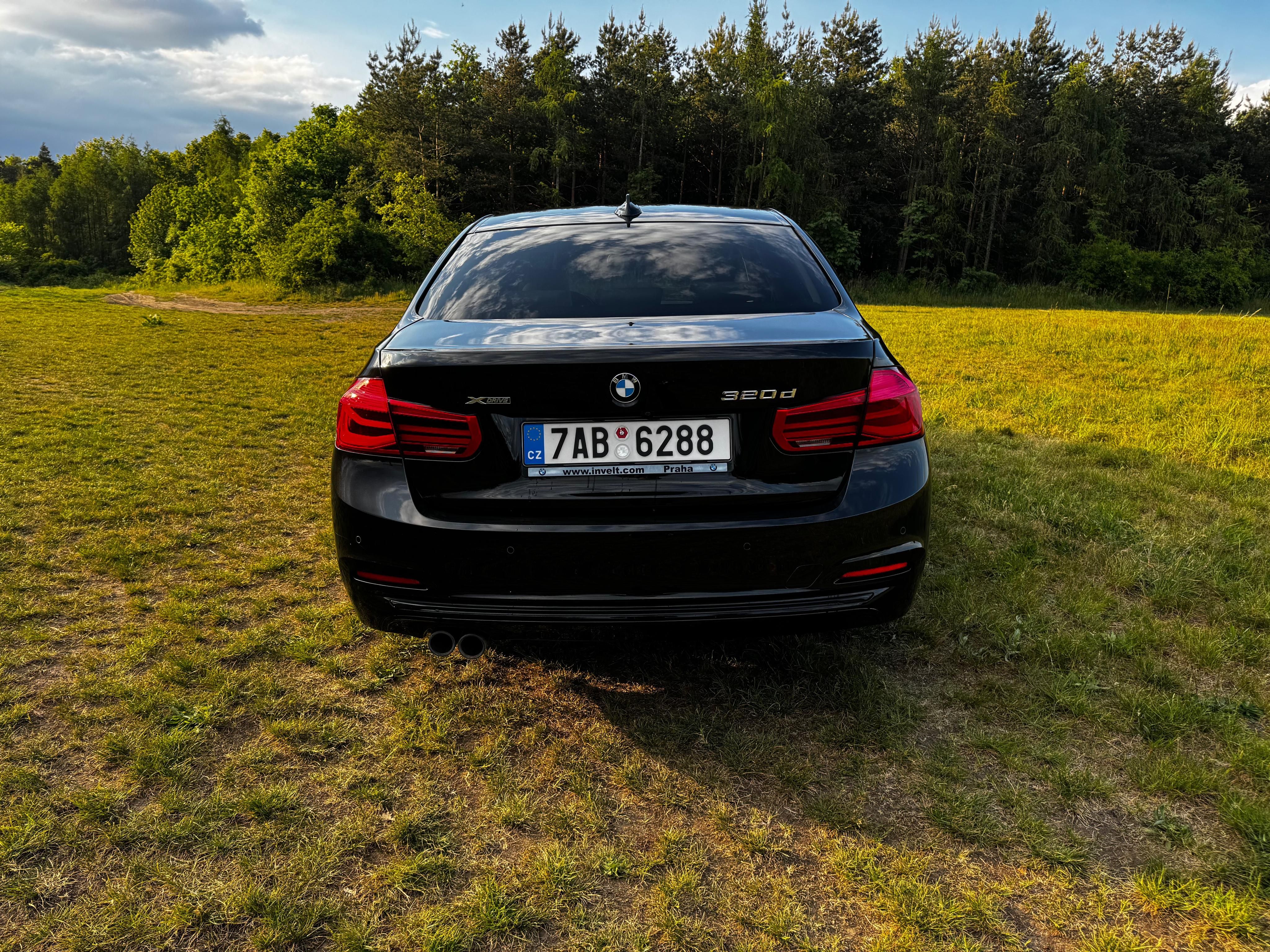 BMW Řada 3, 320D xDrive LCI SportLine - fotka 6