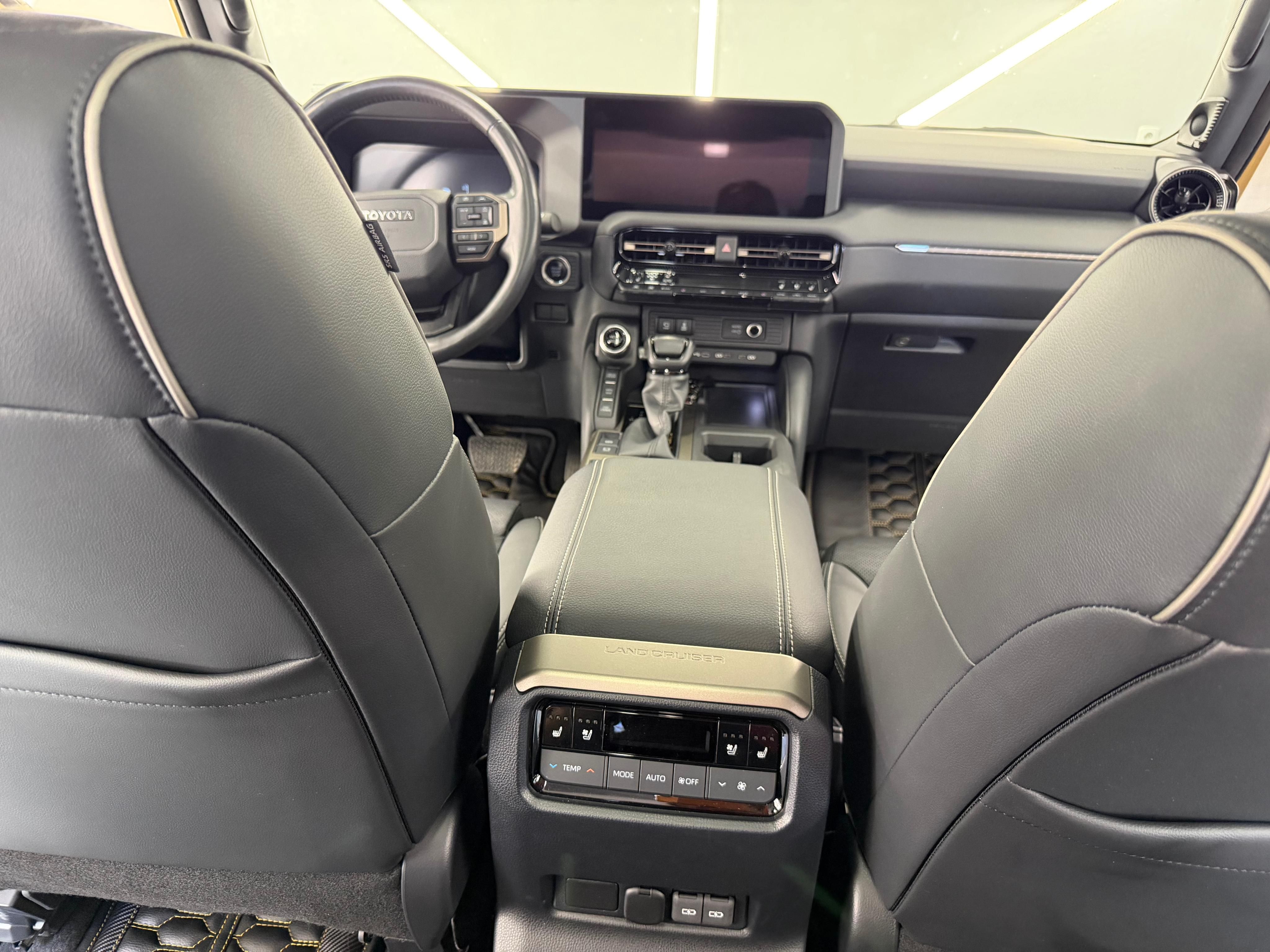 Toyota Land Cruiser, 2,8 D First Edition - fotka 5