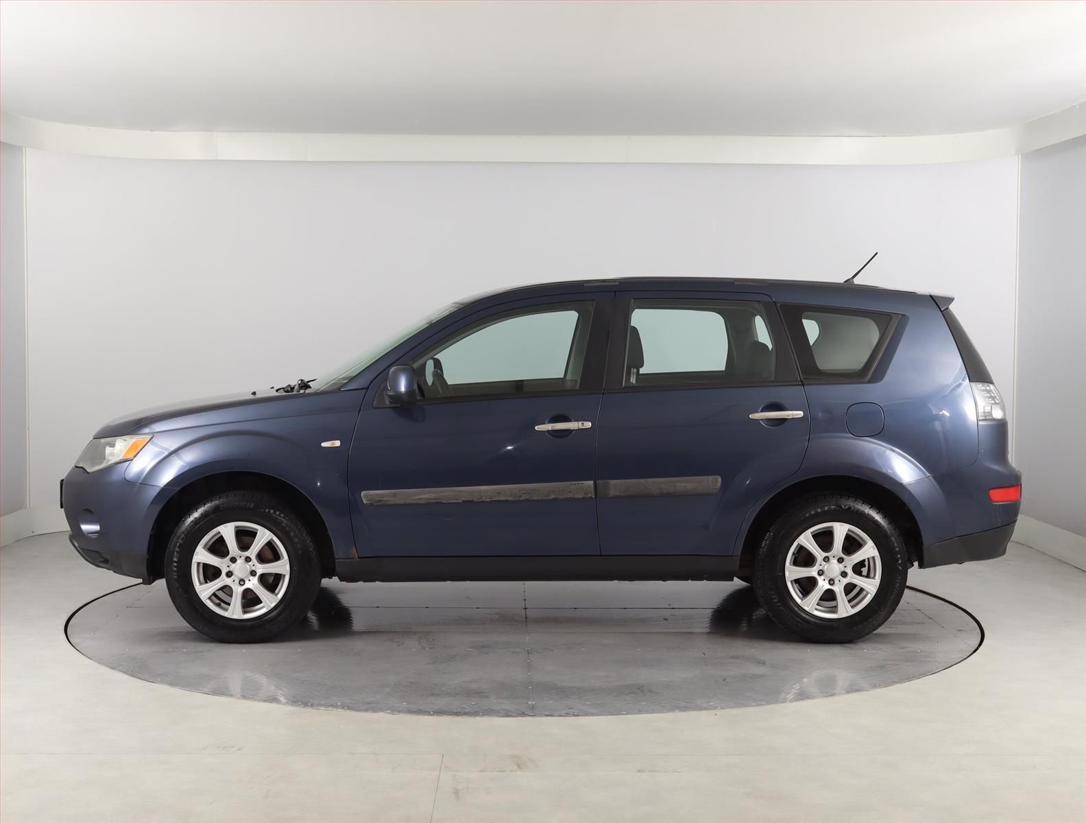 Mitsubishi Outlander, 2.4 MIVEC, po STK - fotka 3