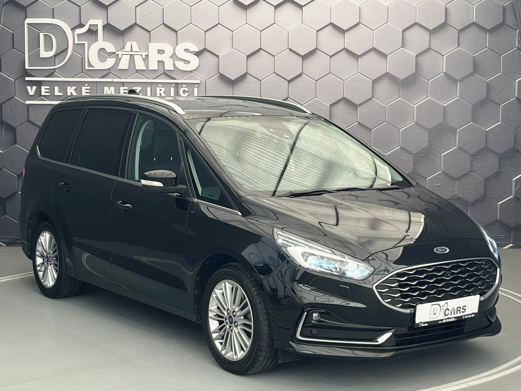 Ford Galaxy, 2.5 FHEV VIGNALE TAŽNÉ 7 MÍST - fotka 6