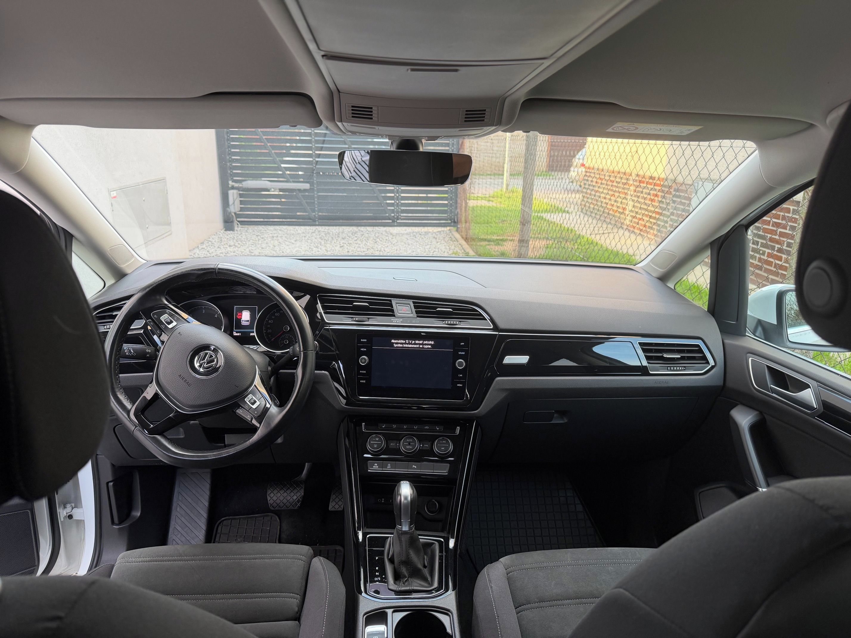 Volkswagen Touran, Touran 2.0 TDI 110kW Highline - fotka 6