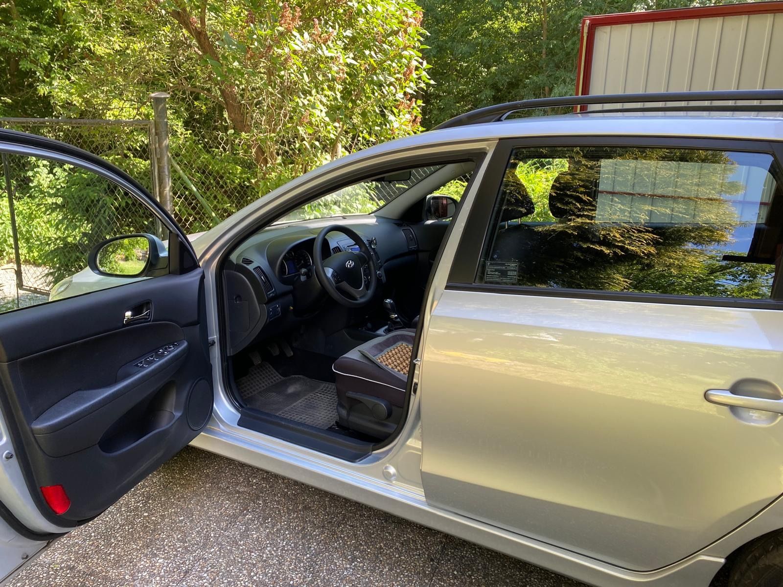 Hyundai i30, Garážované, 1. majitel - fotka 3