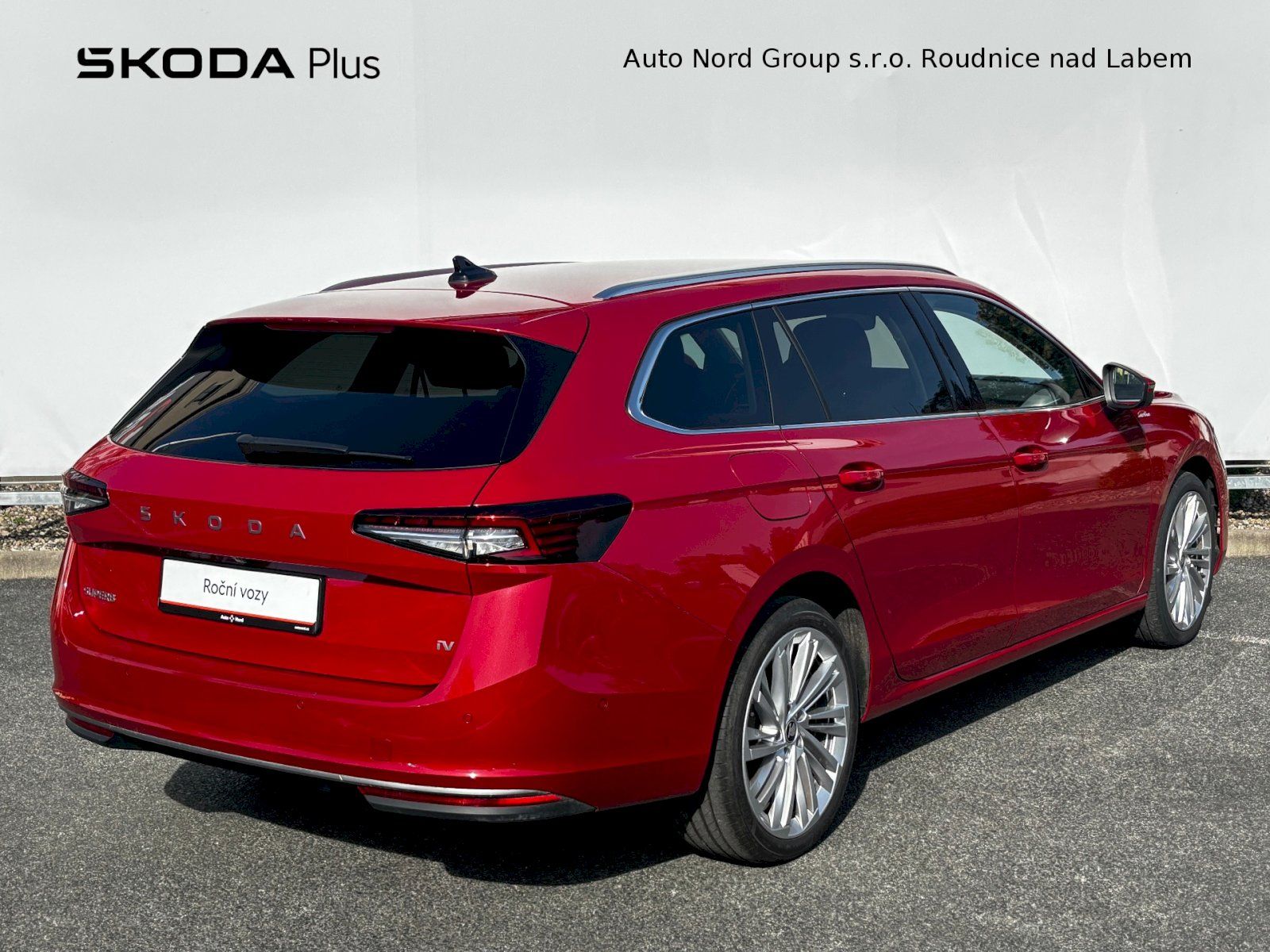 Škoda Superb, Laurin & Klement 1.5 TSI iV / - fotka 2