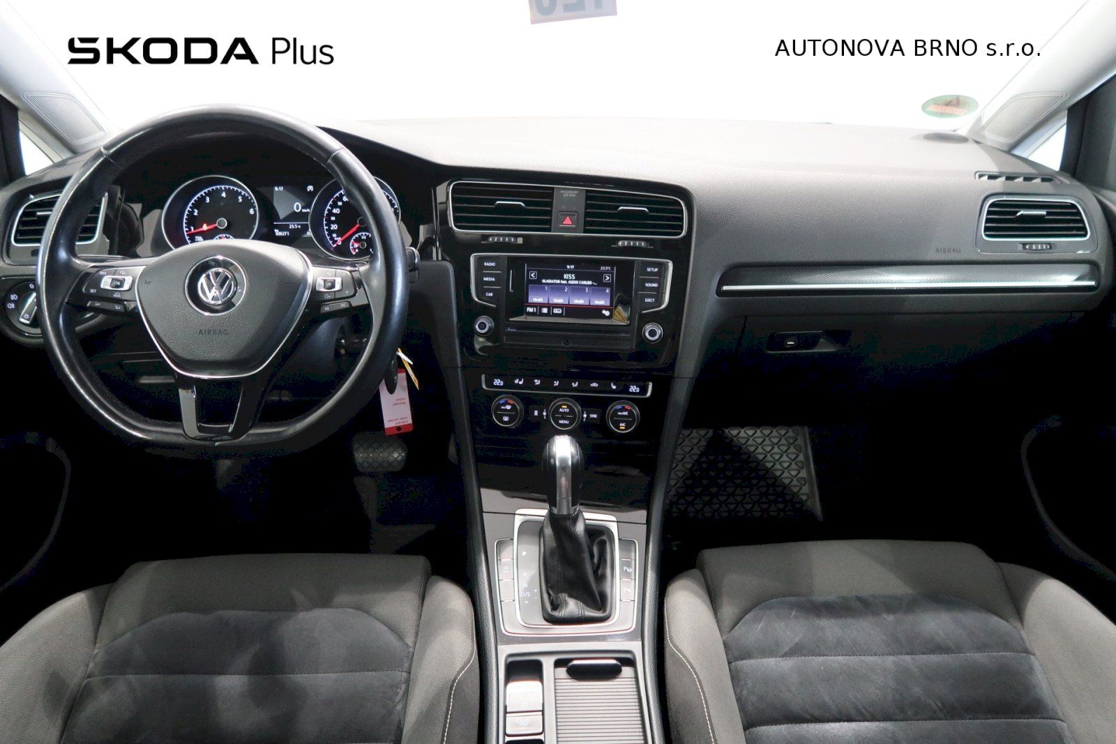 Volkswagen Golf, 1.4 TSi 110kW DSG Highline - fotka 5