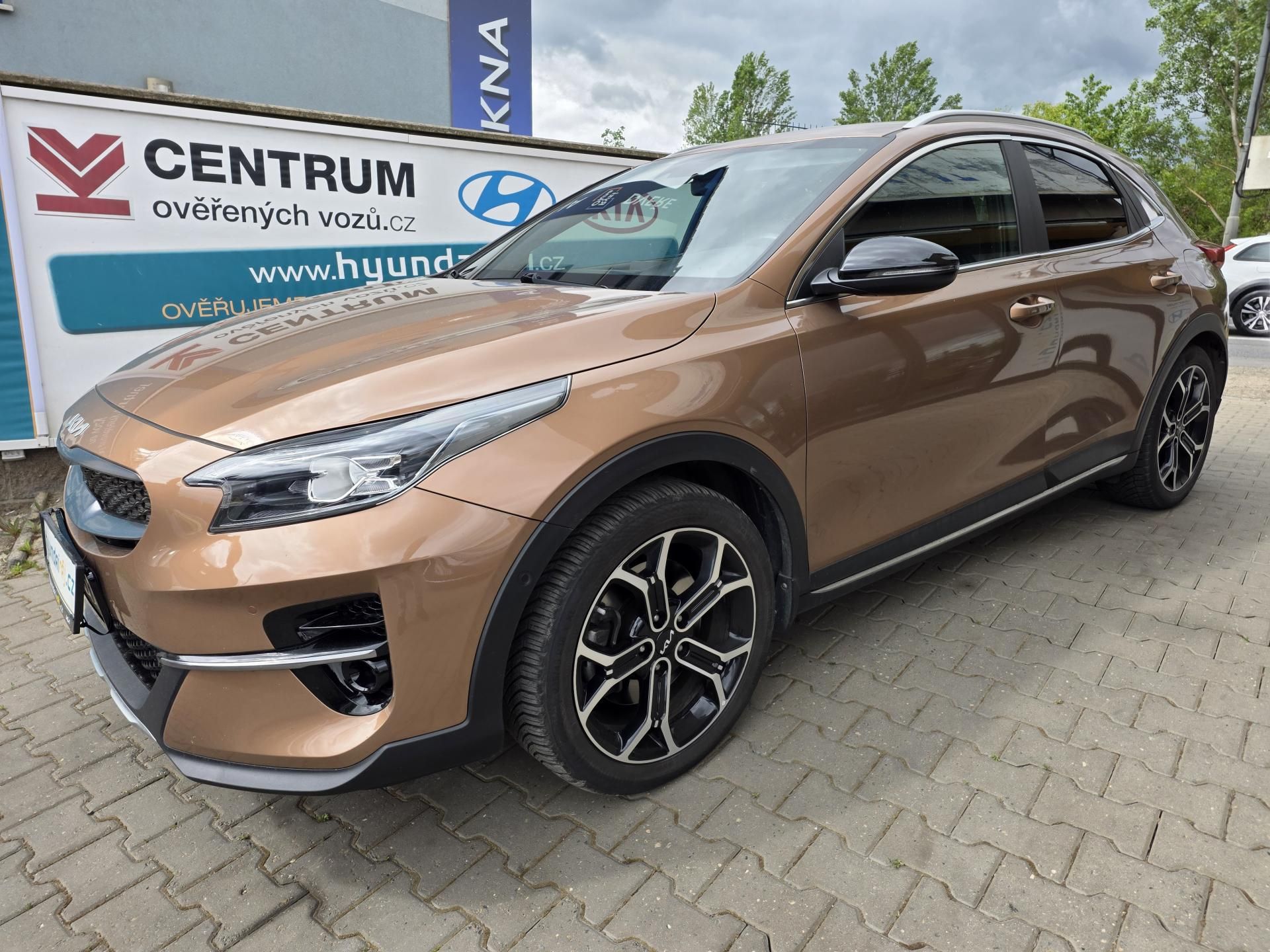 Kia XCee´d, 1.6-1.MAJITEL-V ZÁRUCE-DPH - fotka 3