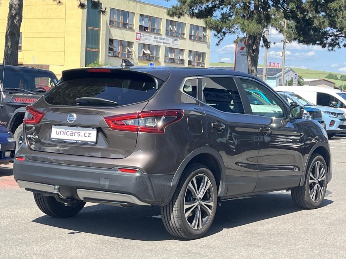 Nissan Qashqai, 1,3 DIG-T  N-Connecta - fotka 5