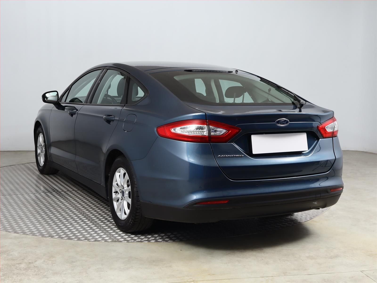 Ford Mondeo, 1.5 EcoBoost, Navi - fotka 4