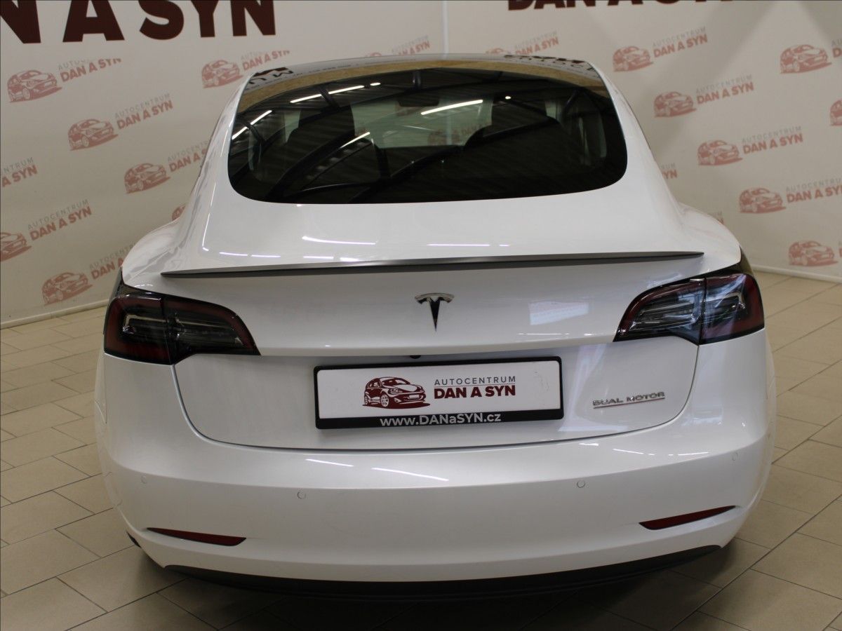 Tesla Model 3, LONG RANGE AWD - fotka 5