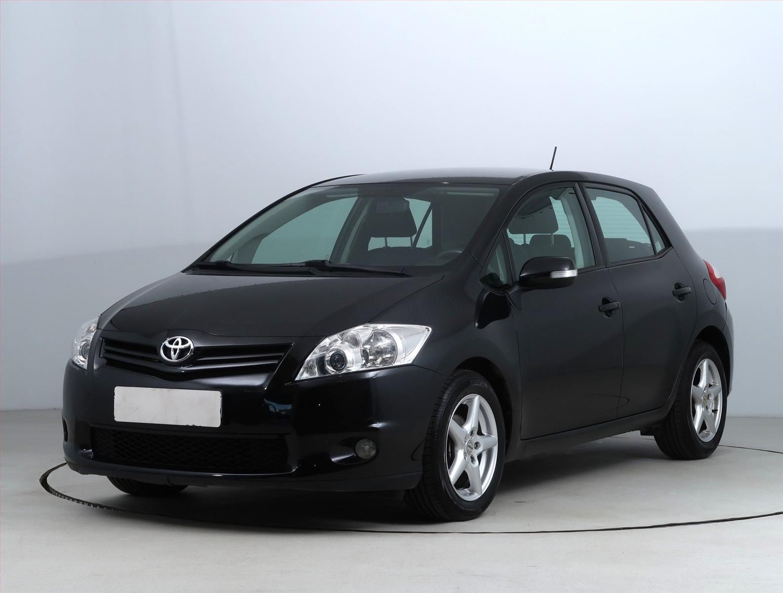 Toyota Auris, 1.6 Valvematic, Automat - fotka 2