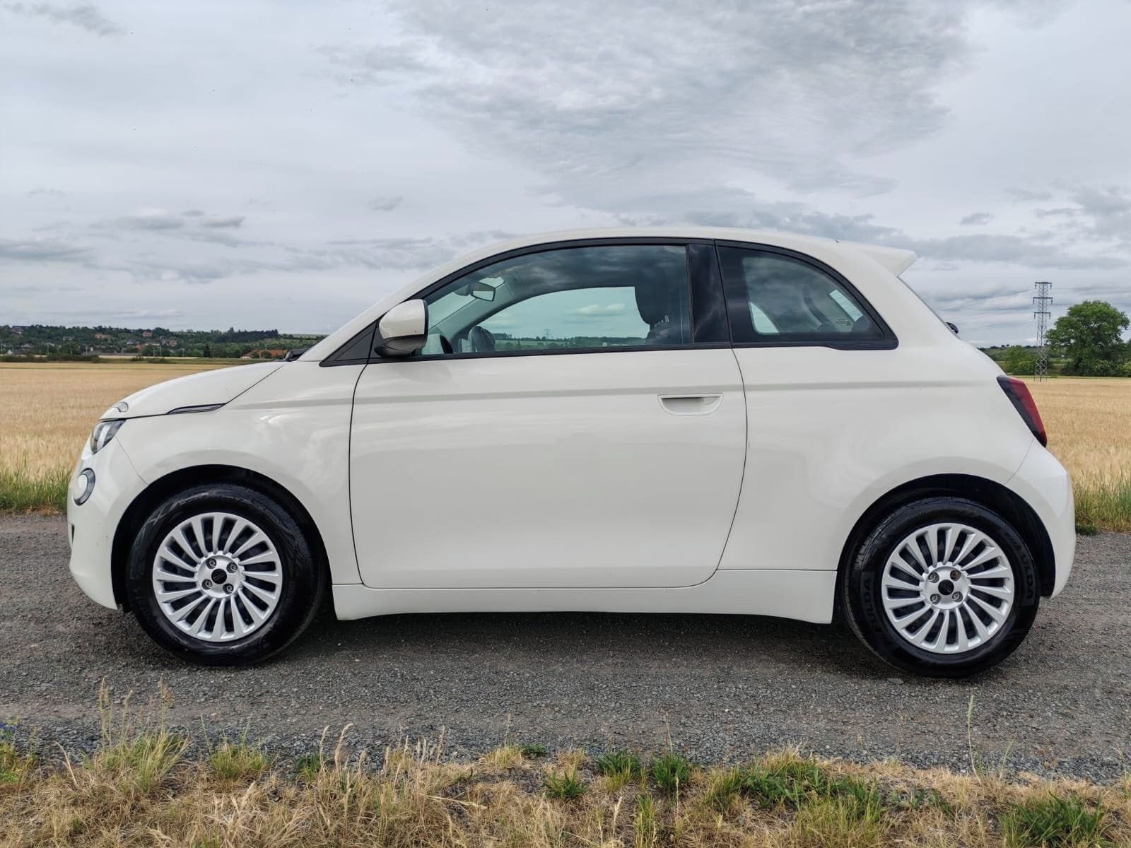 Fiat 500E, 23.8 kWh, ICON ZÁRUKA SOH 95% - fotka 4
