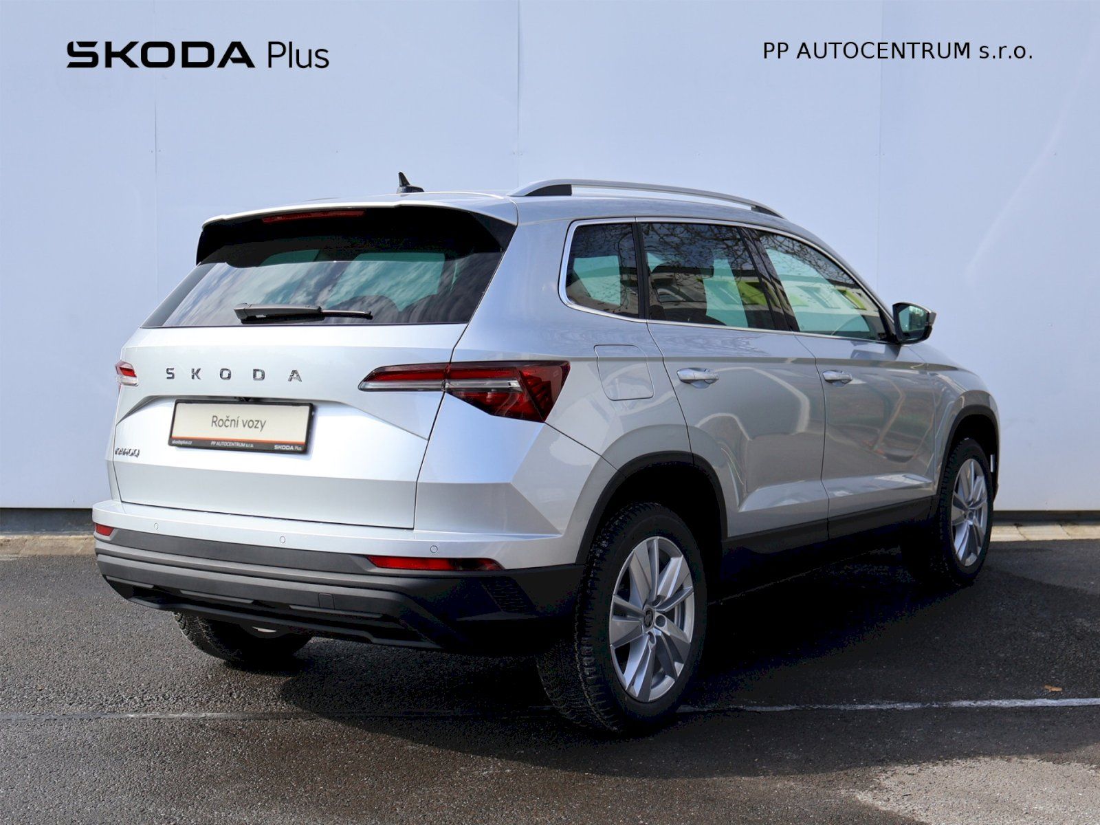 Škoda Karoq, Top Selection DSG 1.5TSI 110kW - fotka 2