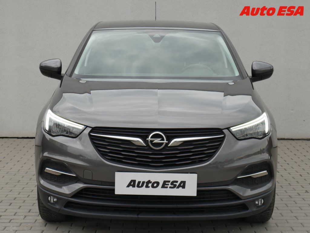 Opel Grandland X, 1.2 PT,ČR,autoAC - fotka 2
