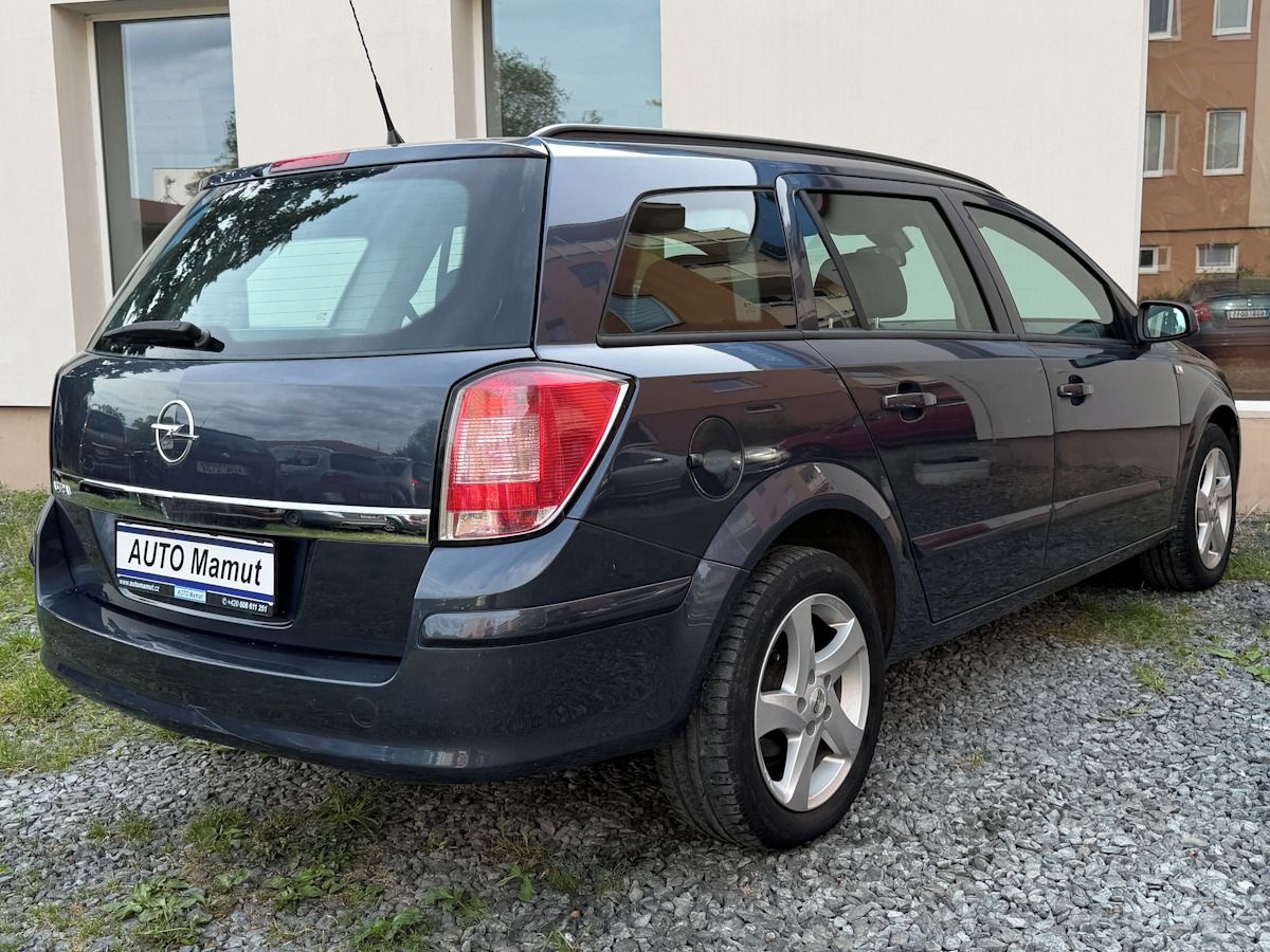 Opel Astra, 1.4 16V 66kW, Nová STK - fotka 3