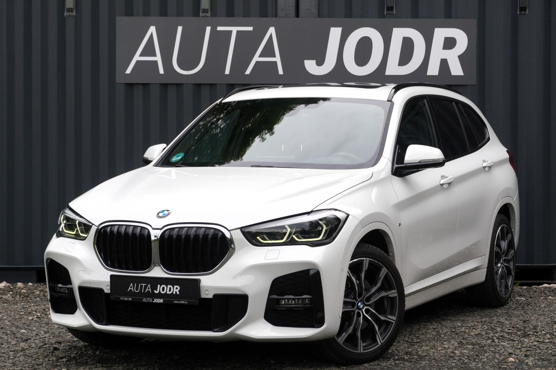 BMW X1, 20d xDrive, Pano, H/K, ČR, ACC