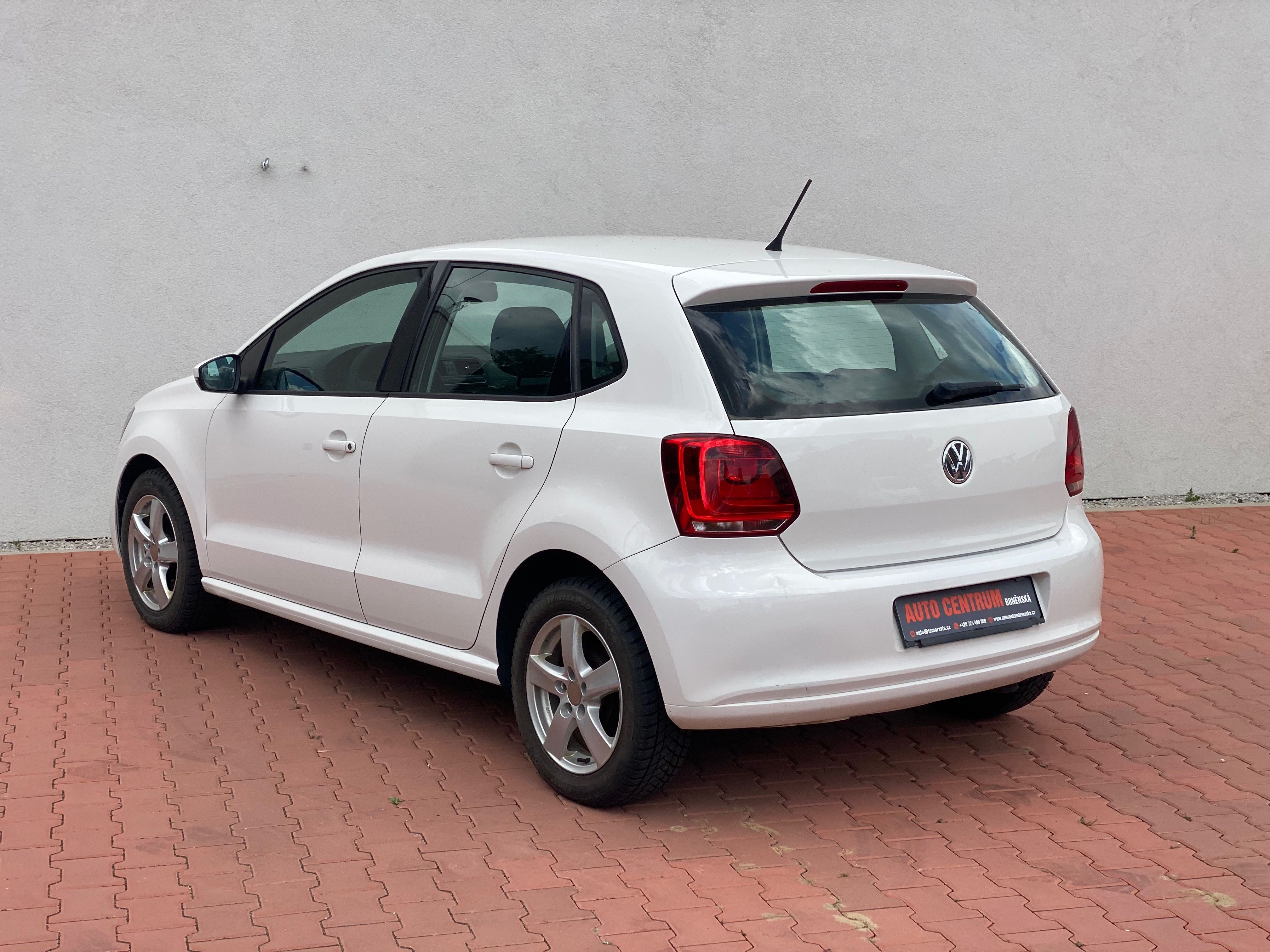Volkswagen Polo, VW POLO 1.6 NAFTA ROZVODY OK - fotka 2