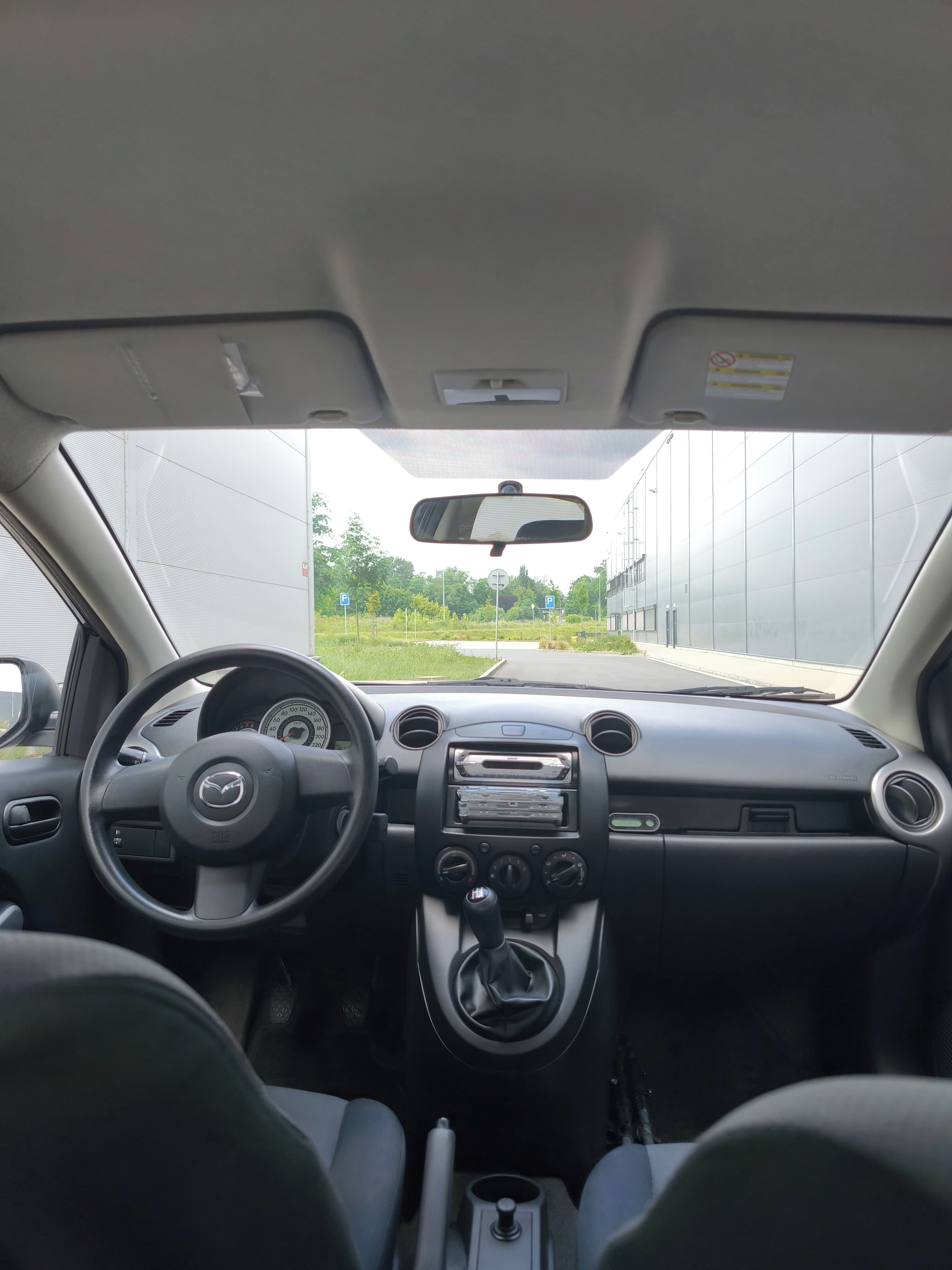 Mazda 2, Mazda 2 1.3 i (2009) – 181 000 - fotka 6