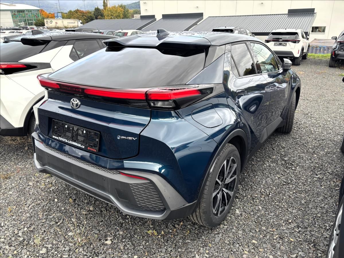Toyota C-HR, 1,8   Style HEV CVT - fotka 6