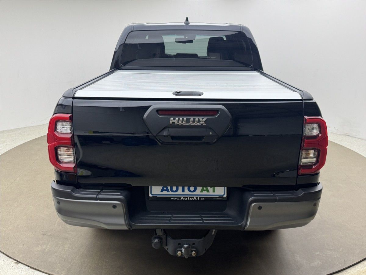 Toyota Hilux, 2,8 INVICTIBLE DPH ZÁRUKA PPF - fotka 5