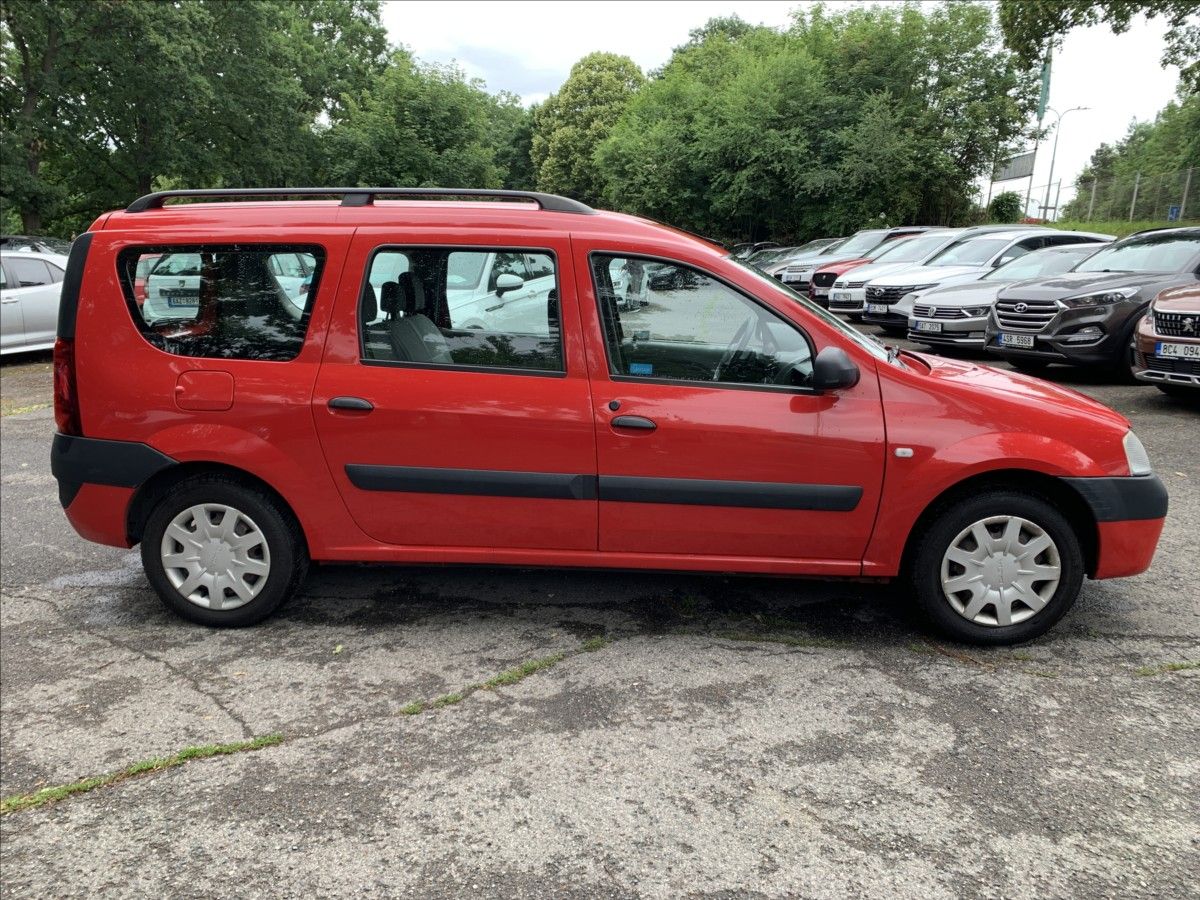 Dacia Logan, 1,4 i 1.MAJITEL,ČR,SERVISKA - fotka 4