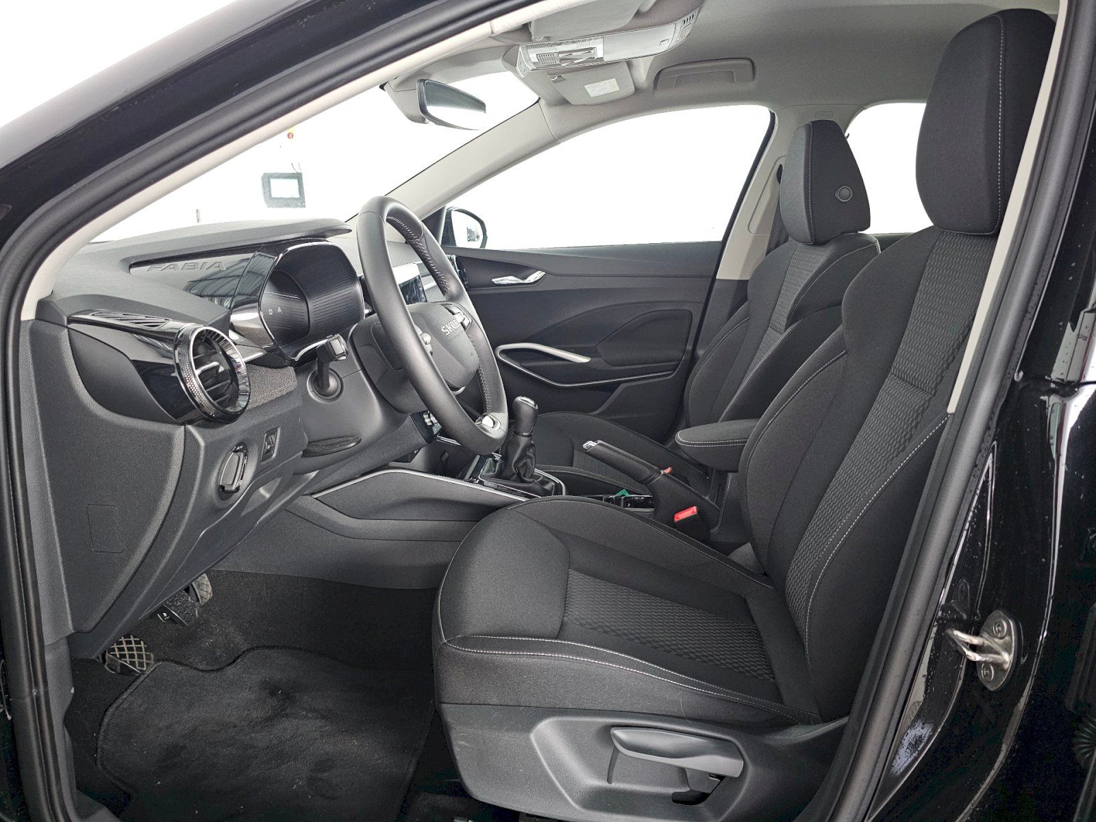 Škoda Fabia, 1.0TSI 85kW TOP SELECTION CITY - fotka 6