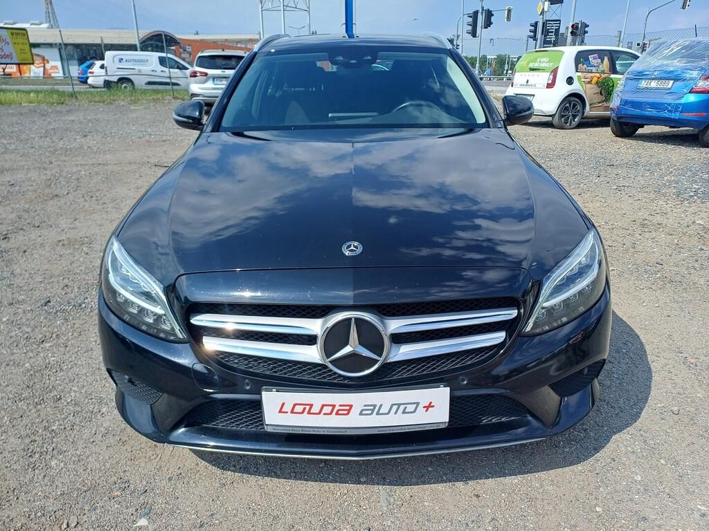 Mercedes-Benz Třídy C, 2.0 C300de 225 kW - fotka 4