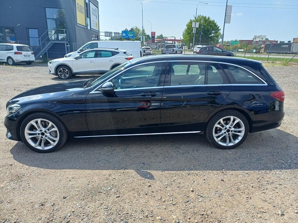 Mercedes-Benz Třídy C, 2.0 C300de 225 kW - fotka 3