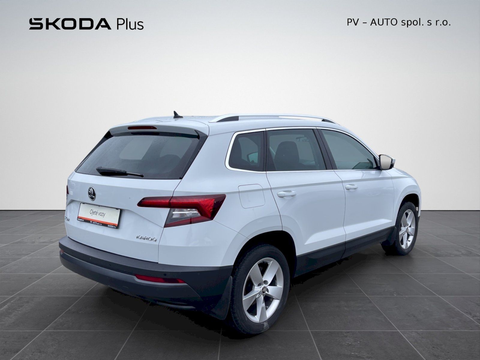Škoda Karoq, 1.6 TDI 85 kW Style Plus - fotka 2