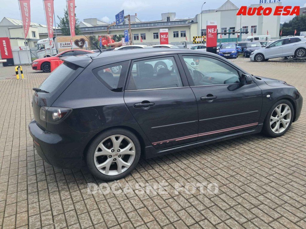 Mazda 3, 2.0i - fotka 2