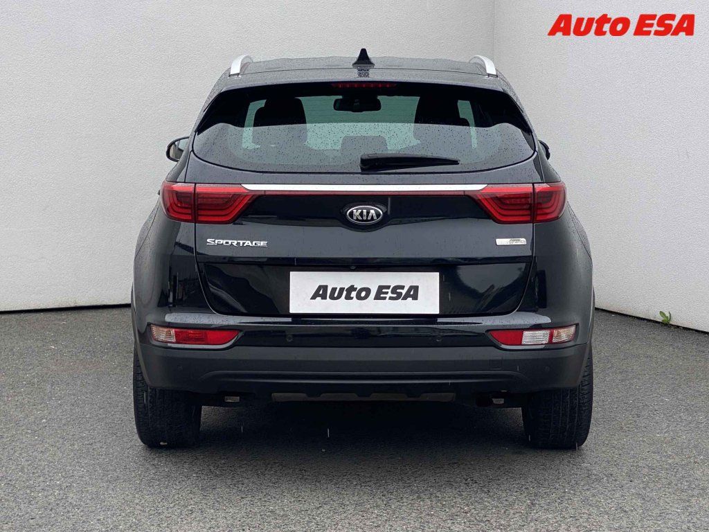 Kia Sportage, 1.6 i,Navi,+ kola - fotka 5