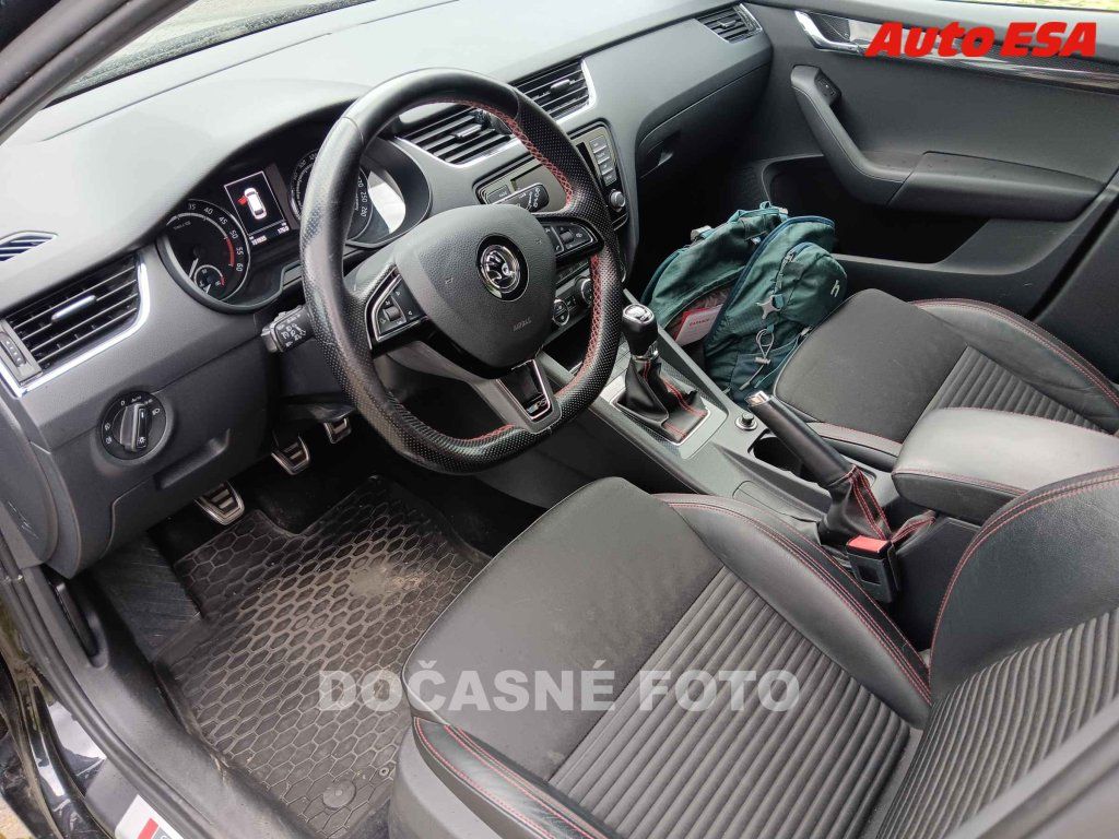 Škoda Octavia, 2.0TDi,ČR - fotka 3