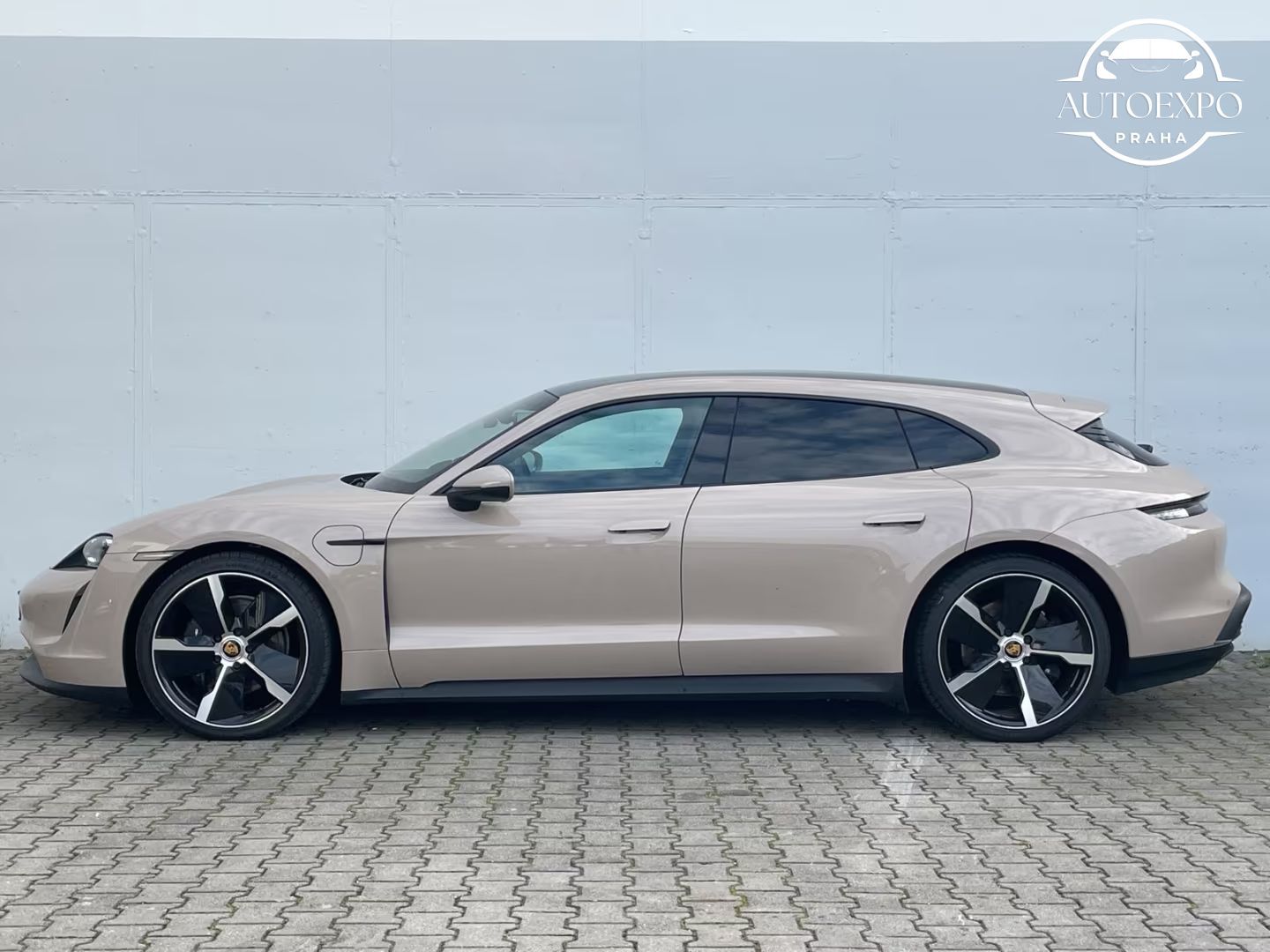 Porsche Taycan, Sport Turismo Plus - fotka 4