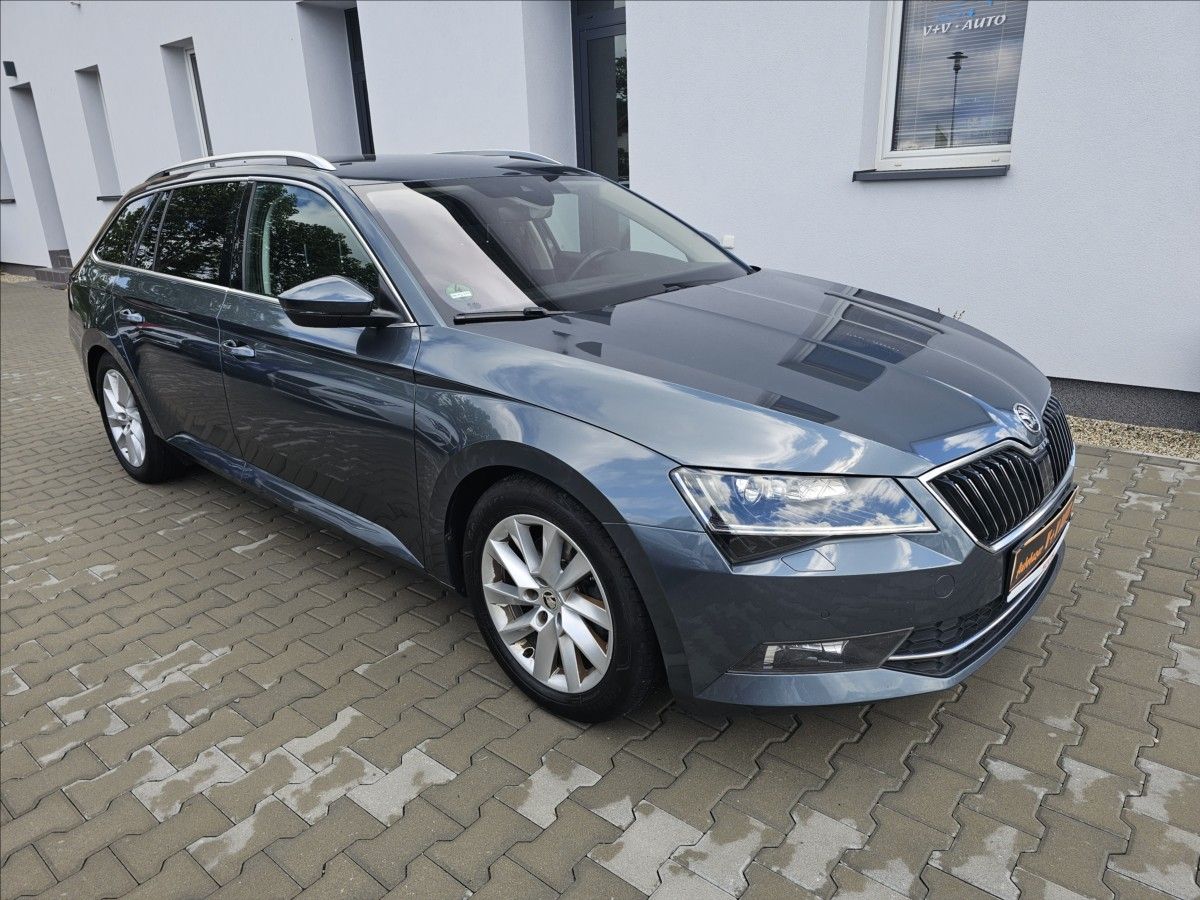 Škoda Superb, III 2,0TDi 140KW Style+ - fotka 4