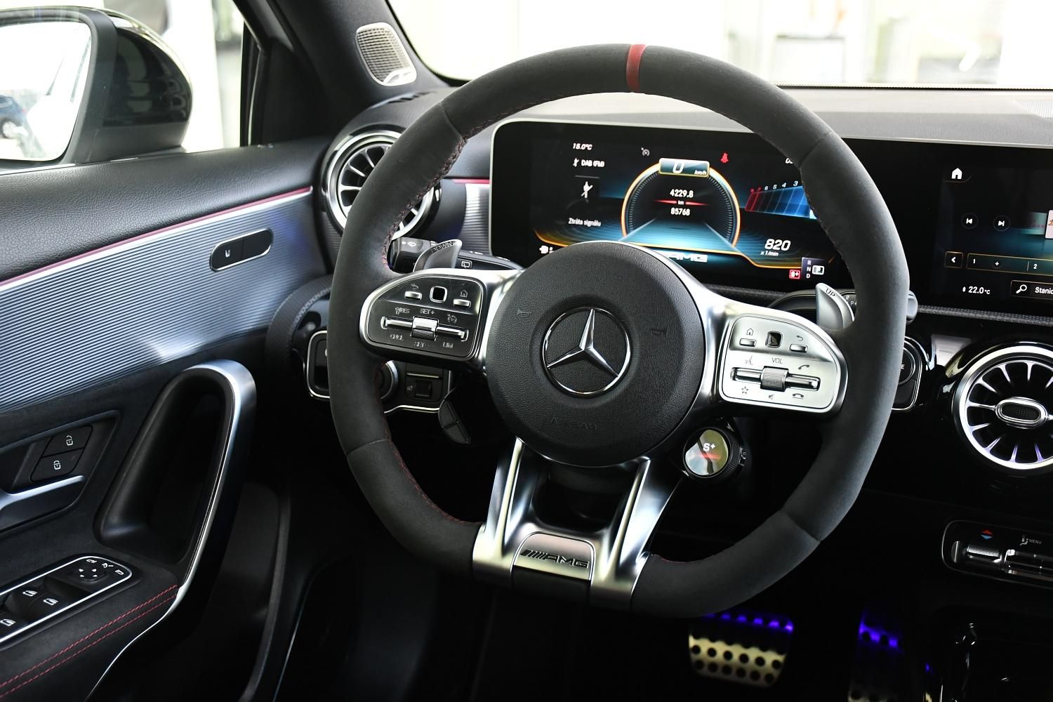 Mercedes-Benz Třídy A, 45S AMG 4MATIC+PPF - fotka 6