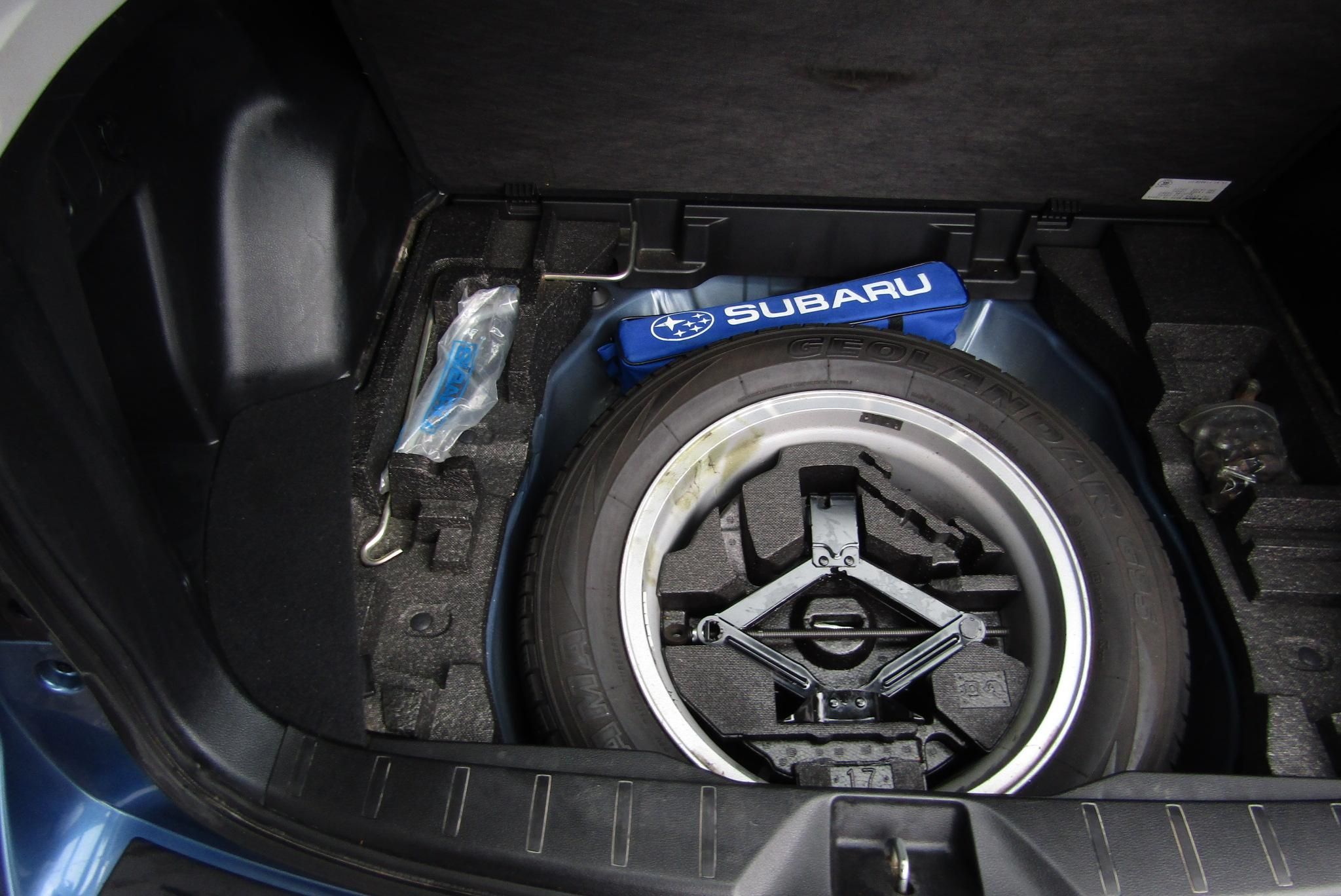 Subaru Forester, 2,0i CVT ČR - fotka 6
