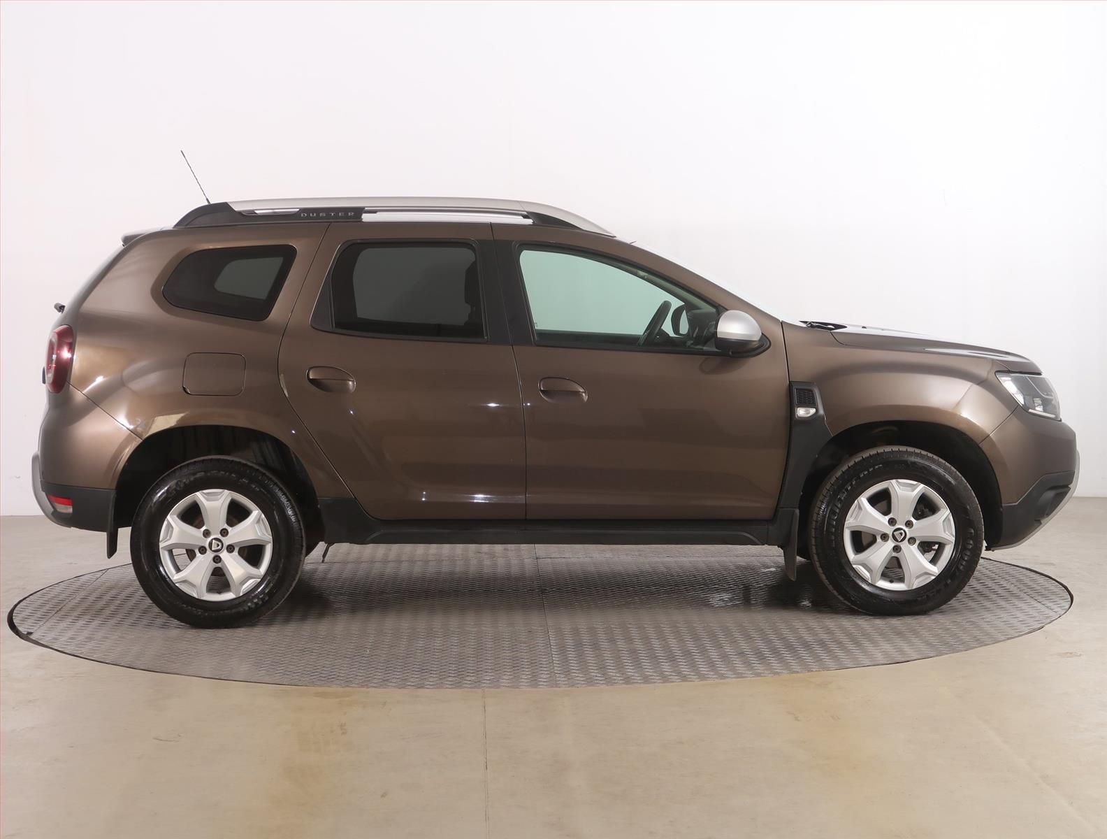 Dacia Duster, 1.5 dCi, Serv.kniha - fotka 6
