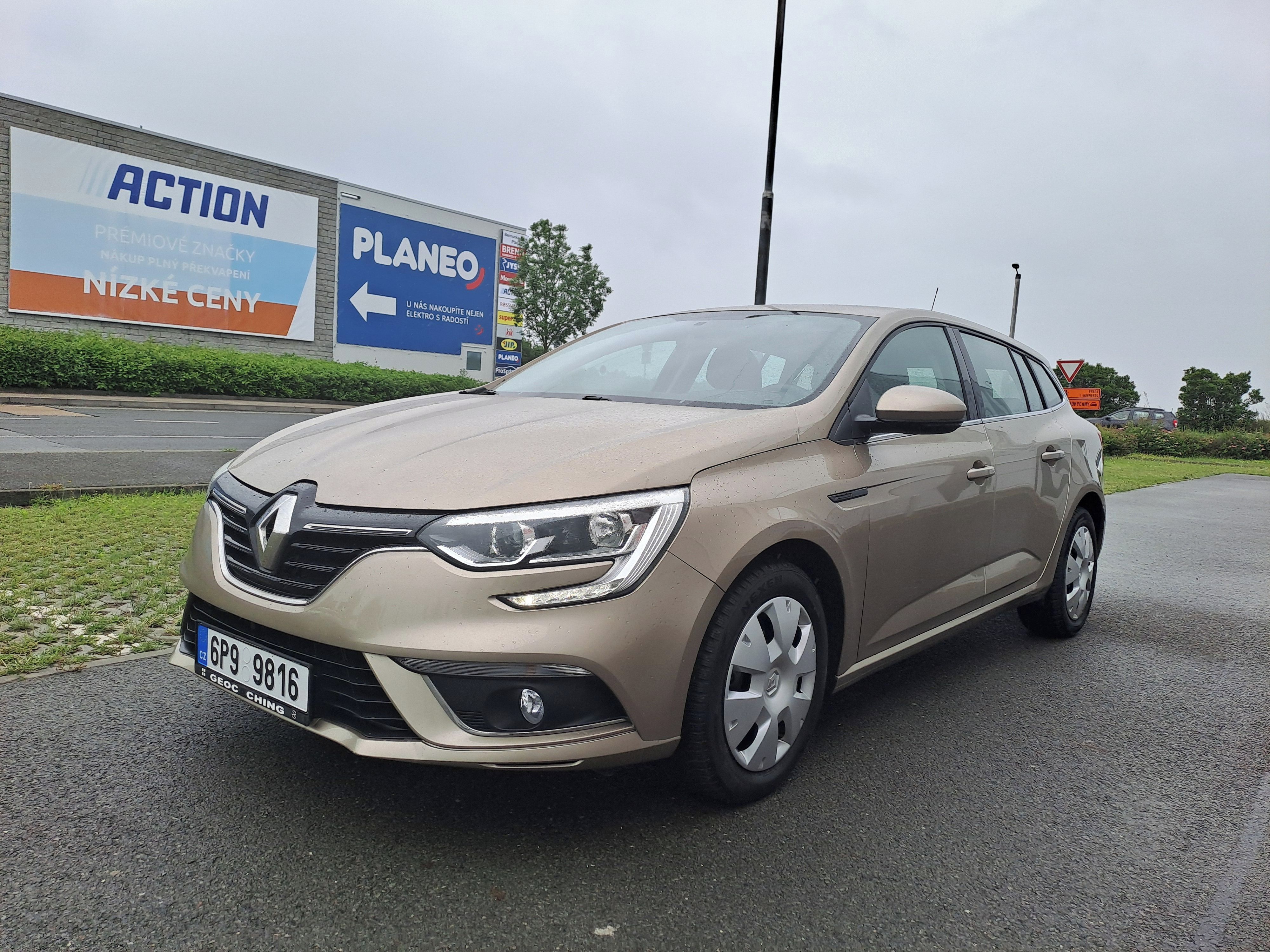 Renault Mégane, 1.6SCE 84KW 1.MAJ PERFEKTNÍ!! - fotka 3