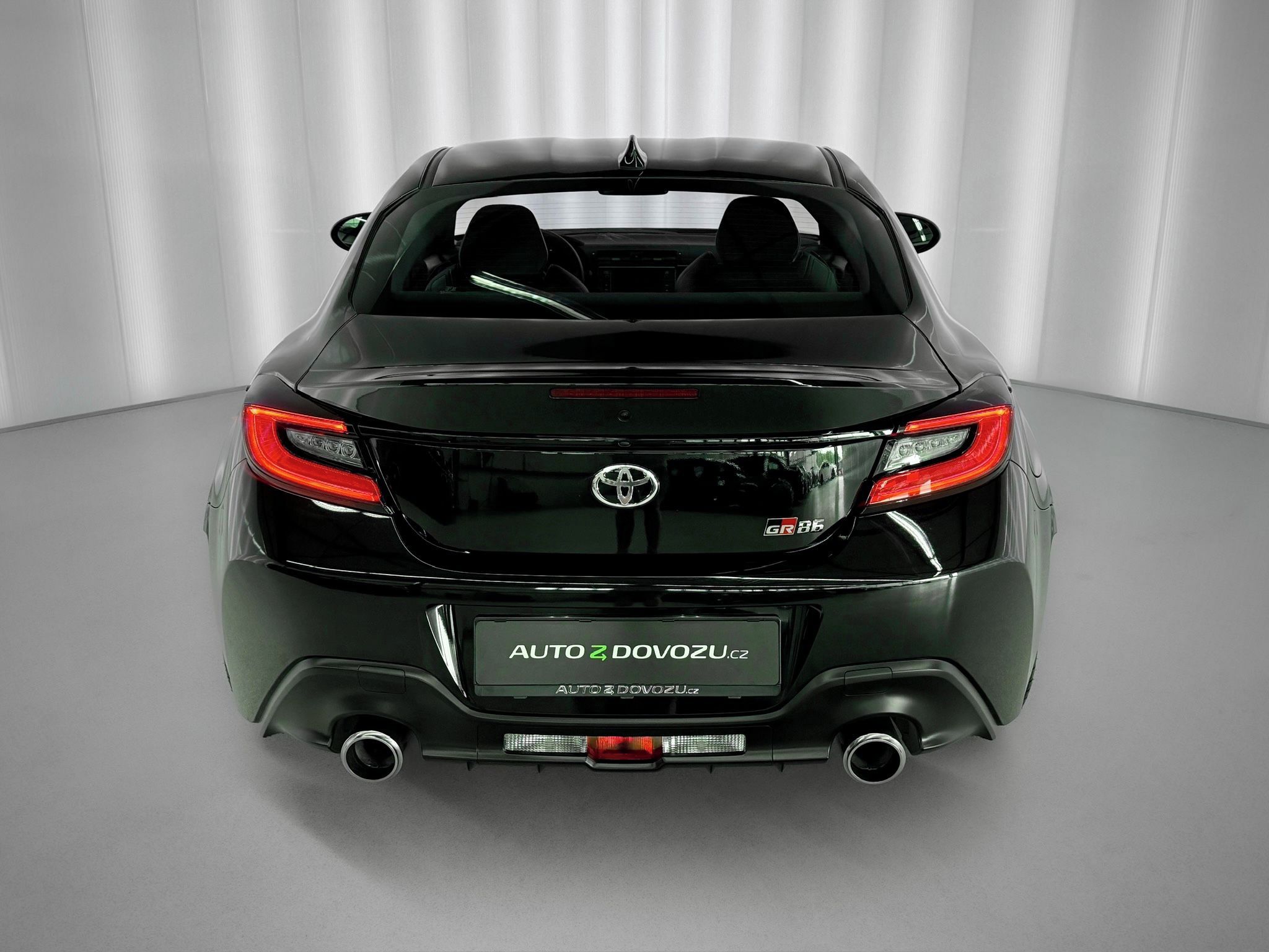 Toyota GR86, 2.4L 172 KW 6MT EXECUTIVE, LSD - fotka 6