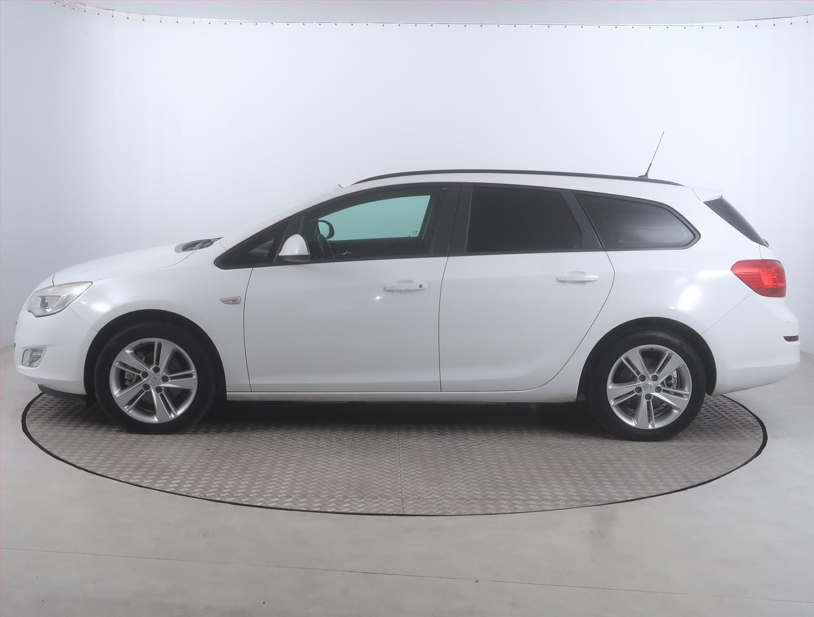 Opel Astra, 1.7 CDTI - fotka 3