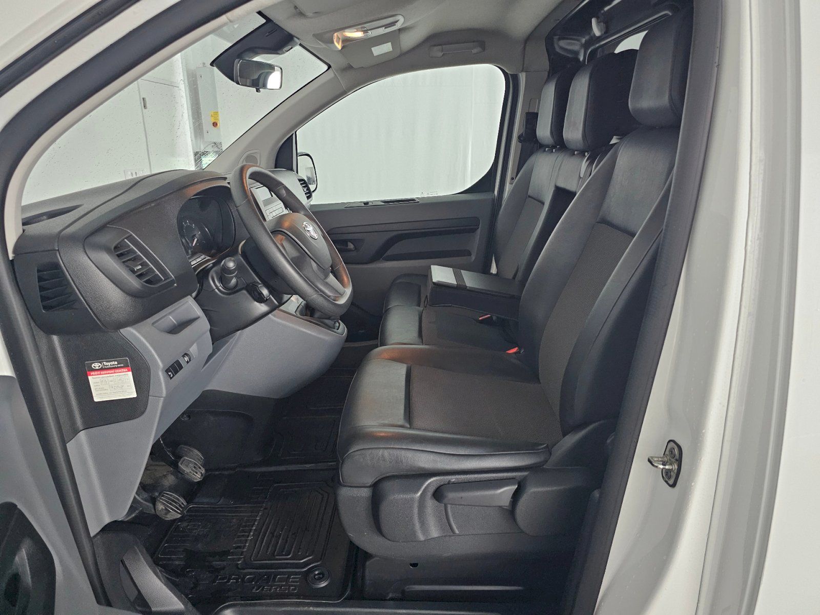 Toyota Proace, LONG 2.0D 106kW ACTIVE EXTRA - fotka 6