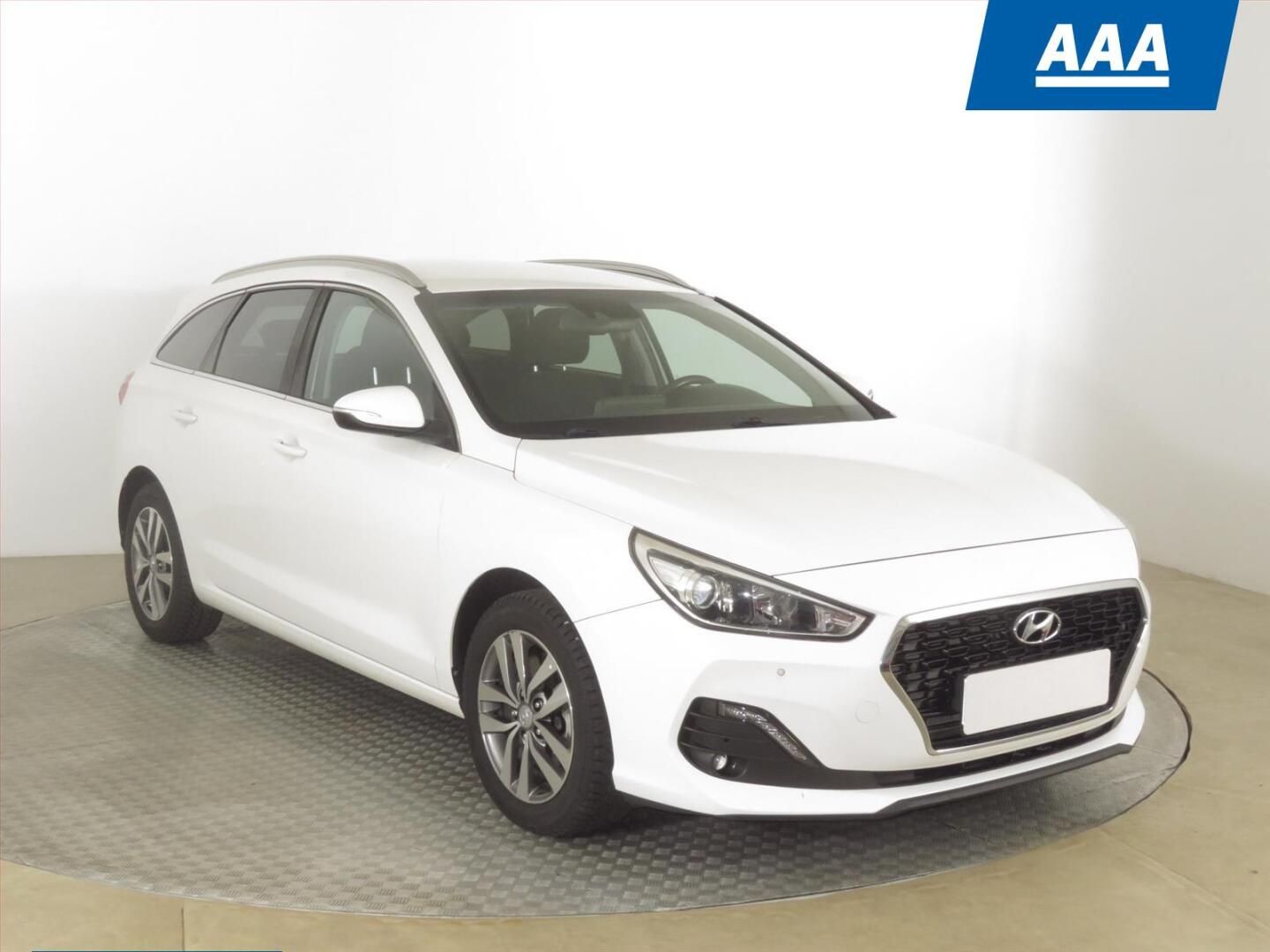 Hyundai i30, 1.4 CVVT, Serv.kniha