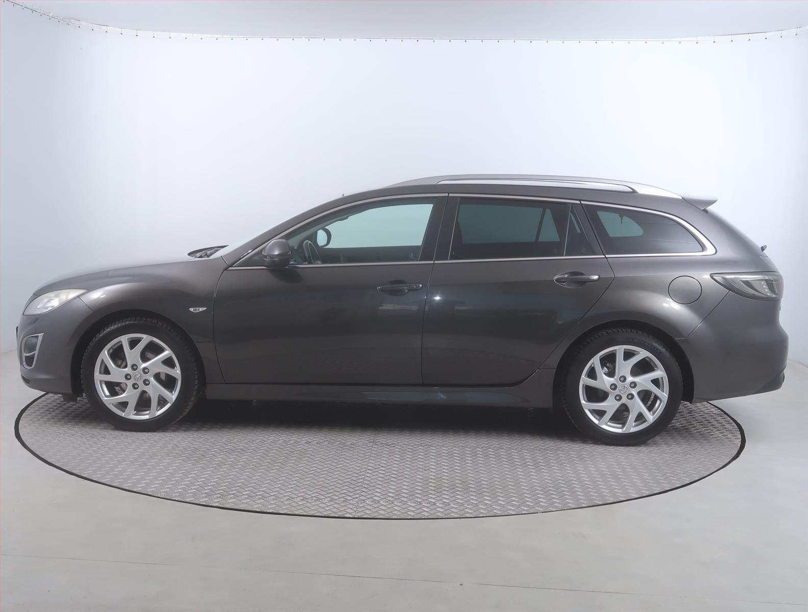 Mazda 6, 2.0 - fotka 3