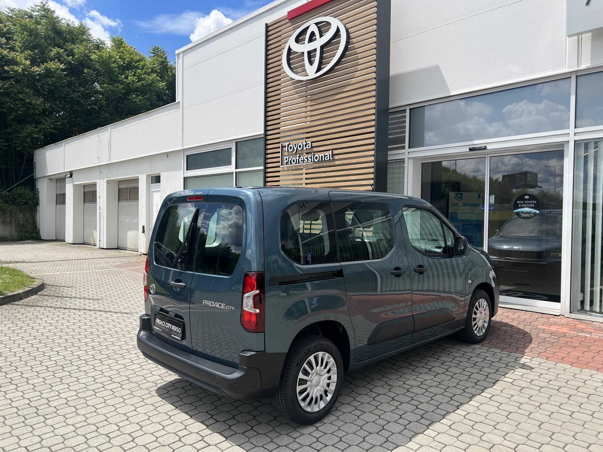 Toyota Proace City Verso, 1.2T 6MT Combi Short - fotka 6