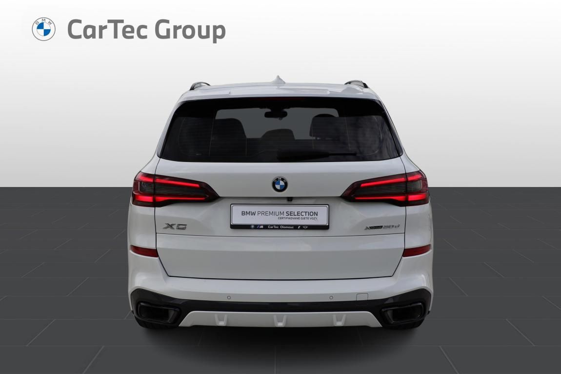 BMW X5, xDrive30d - fotka 4