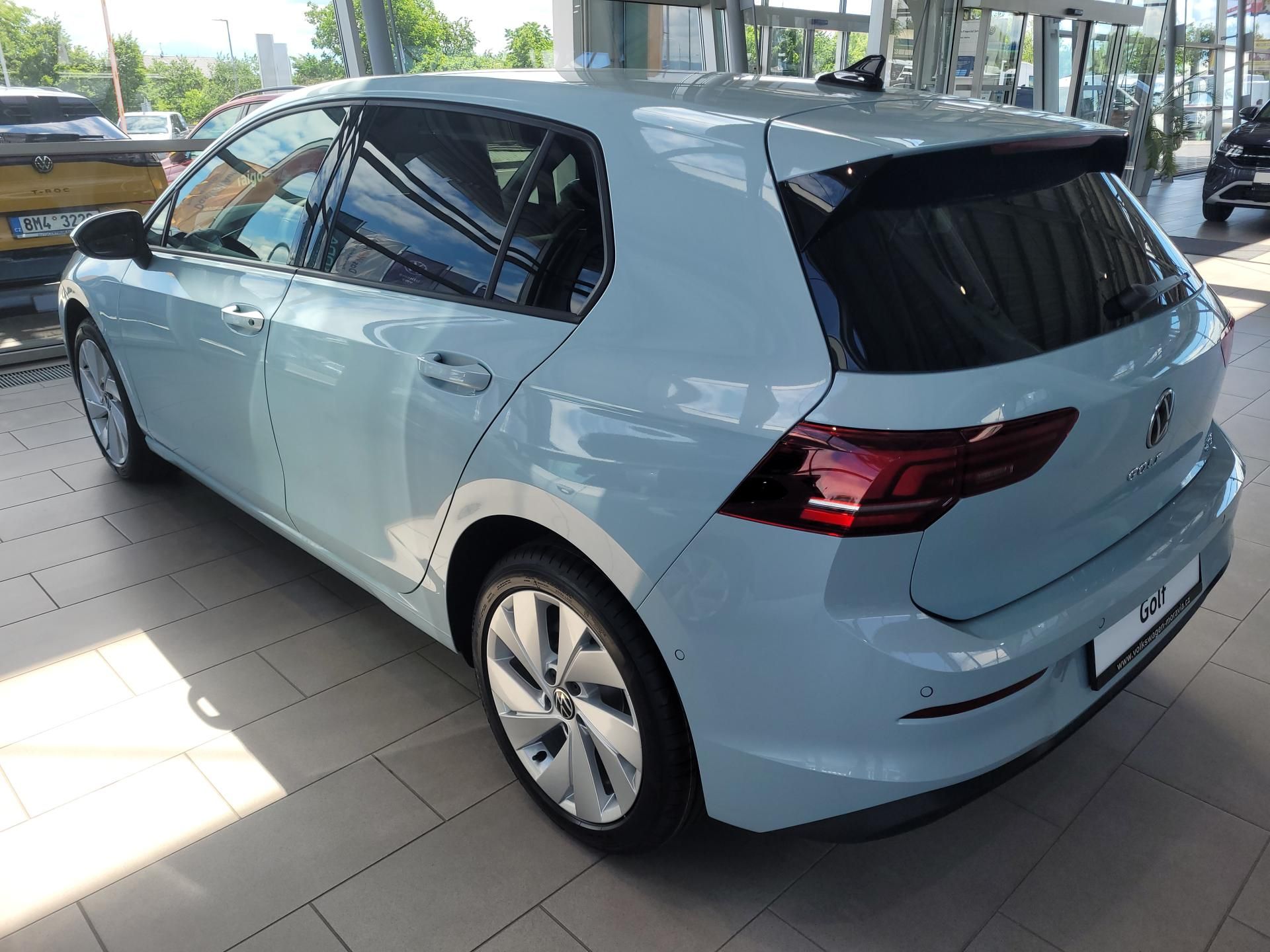 Volkswagen Golf, People 1,5 TSI 7DSG mHEV - fotka 2