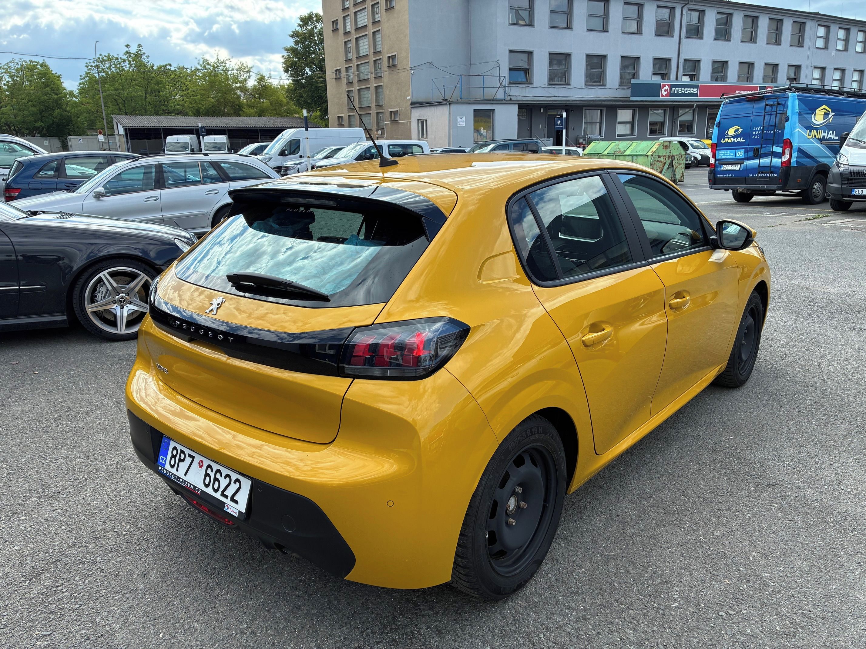 Peugeot 208 - fotka 3