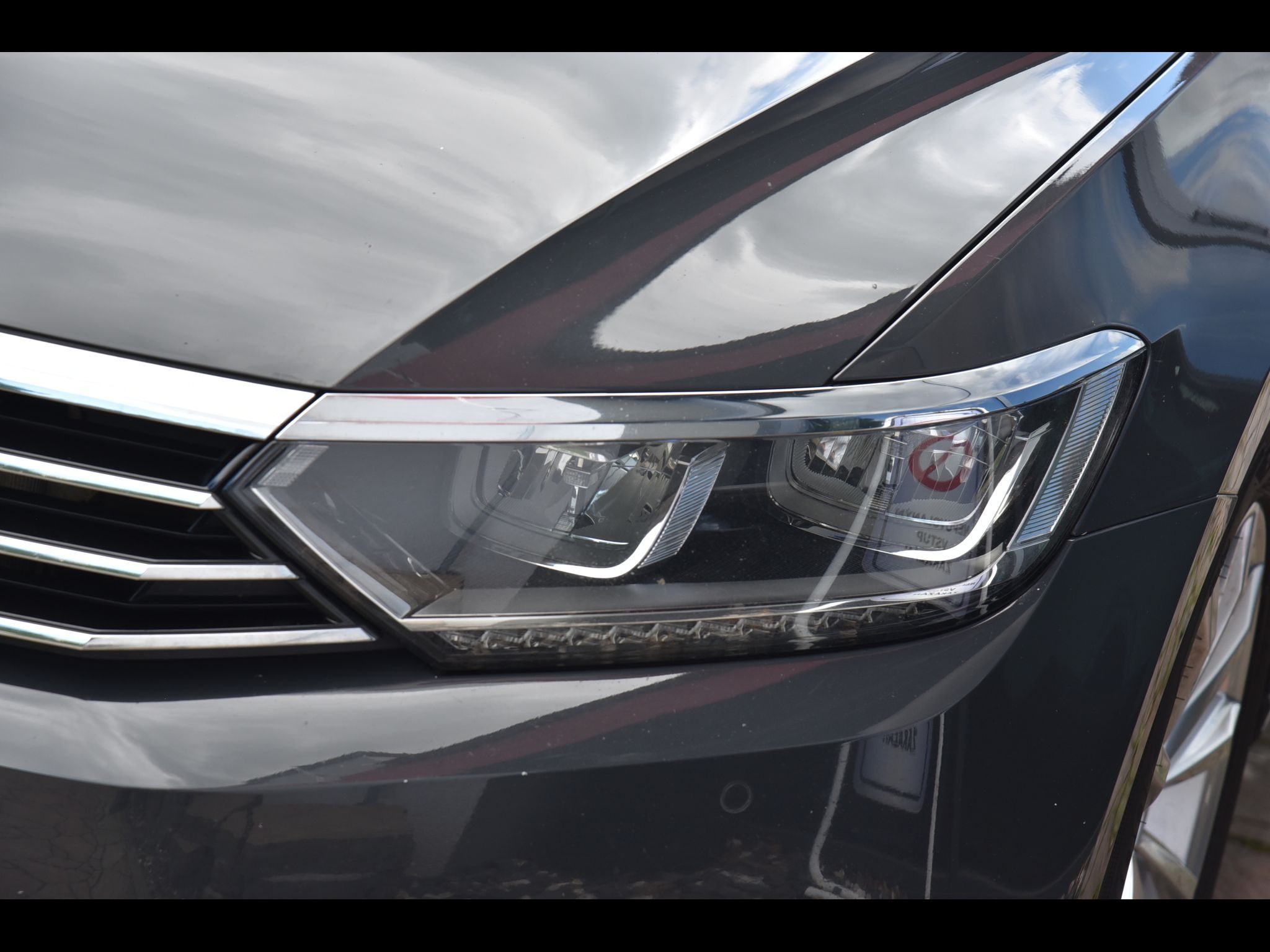 Volkswagen Passat, 2.0 TDi 110 kw Highline - fotka 4