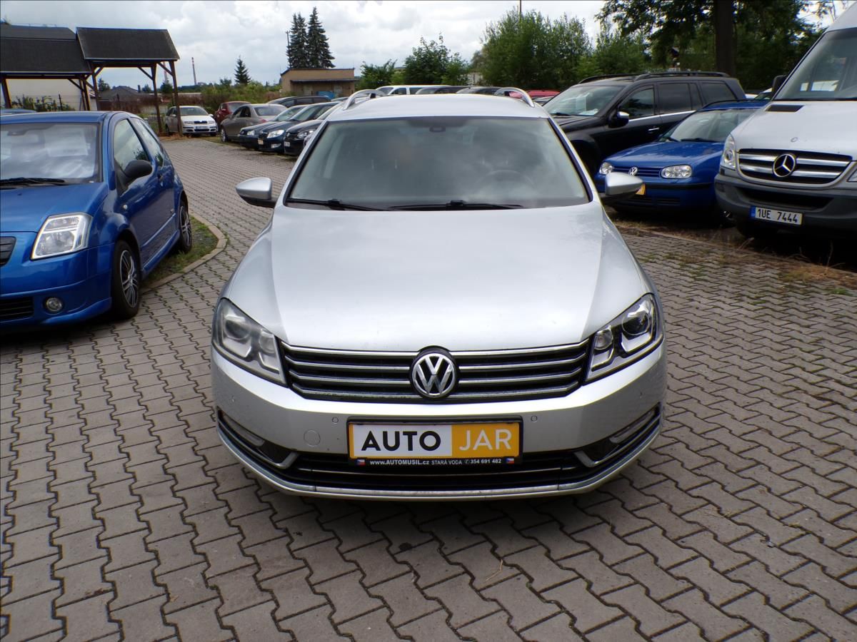 Volkswagen Passat, 2,0 TDI  AUTOMAT - fotka 2