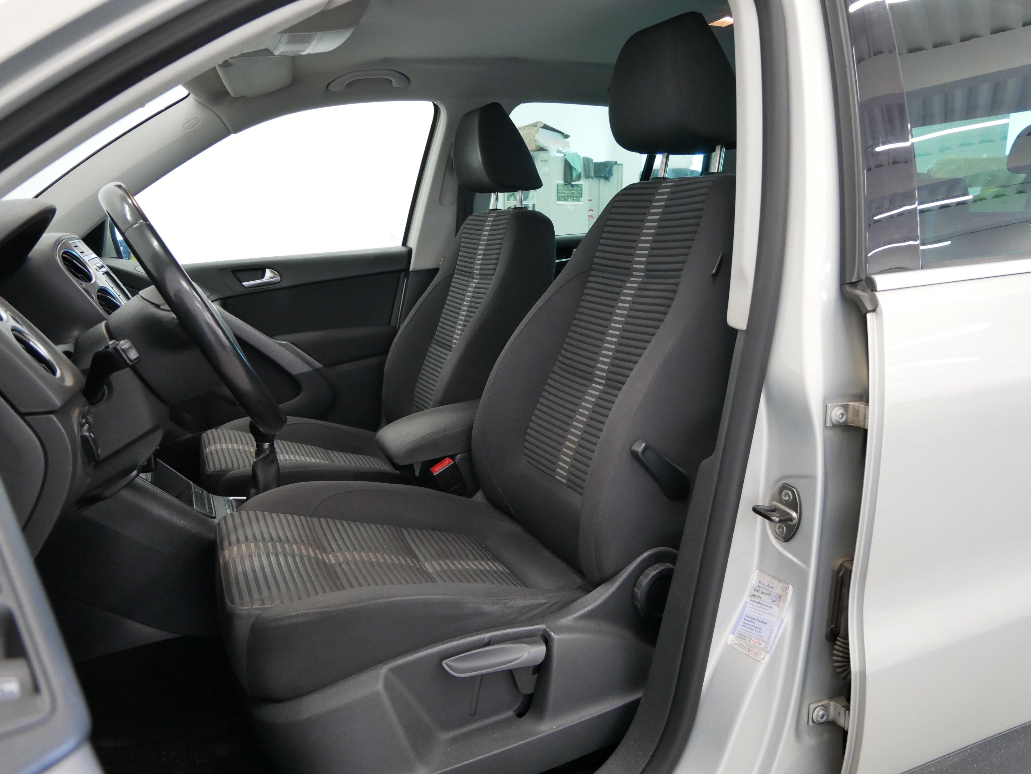Volkswagen Tiguan, 1.4 TSI 110 kW S&S 4Motion - fotka 6