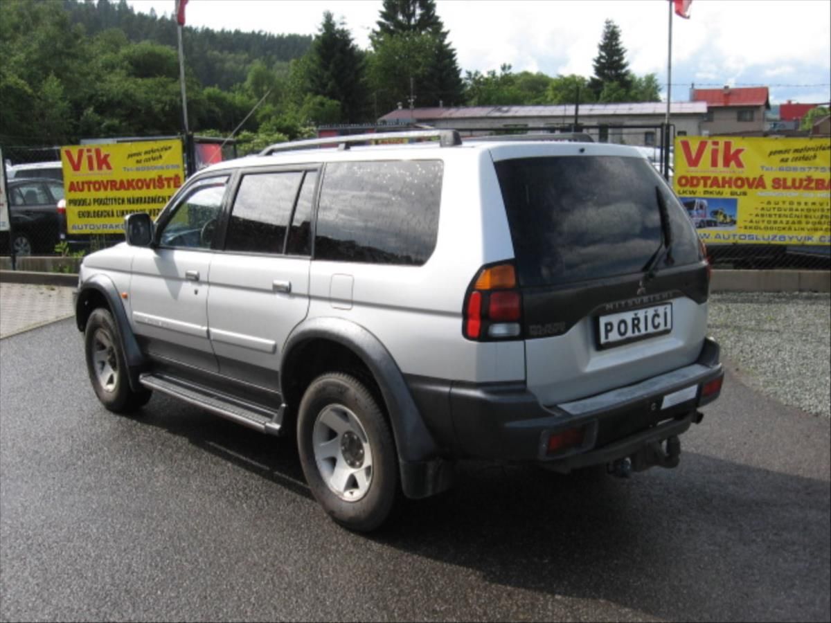 Mitsubishi Pajero Sport, 2,5 - fotka 5